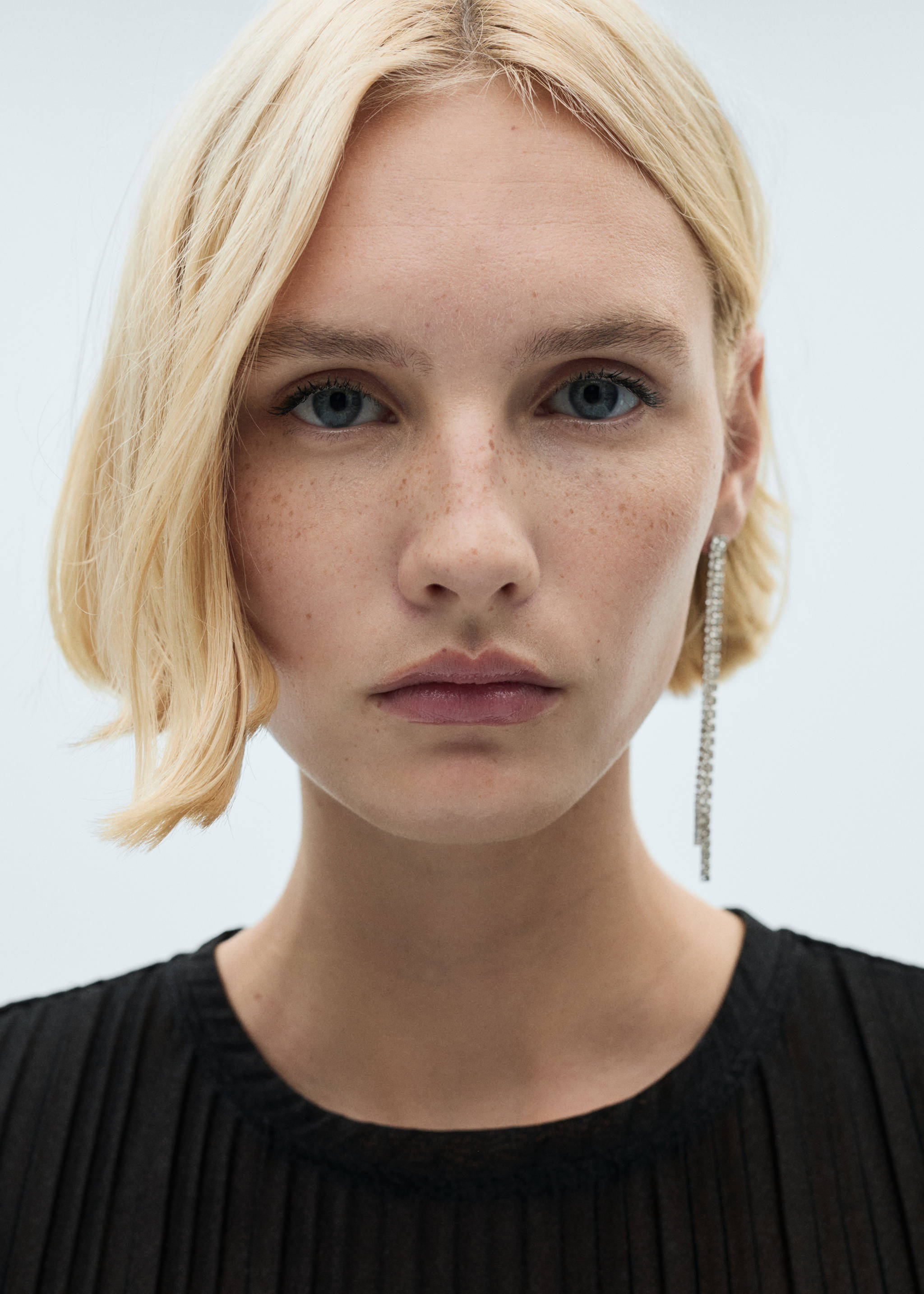 Plisirana haljina sa sjajnim nitima - Detalji artikla 1