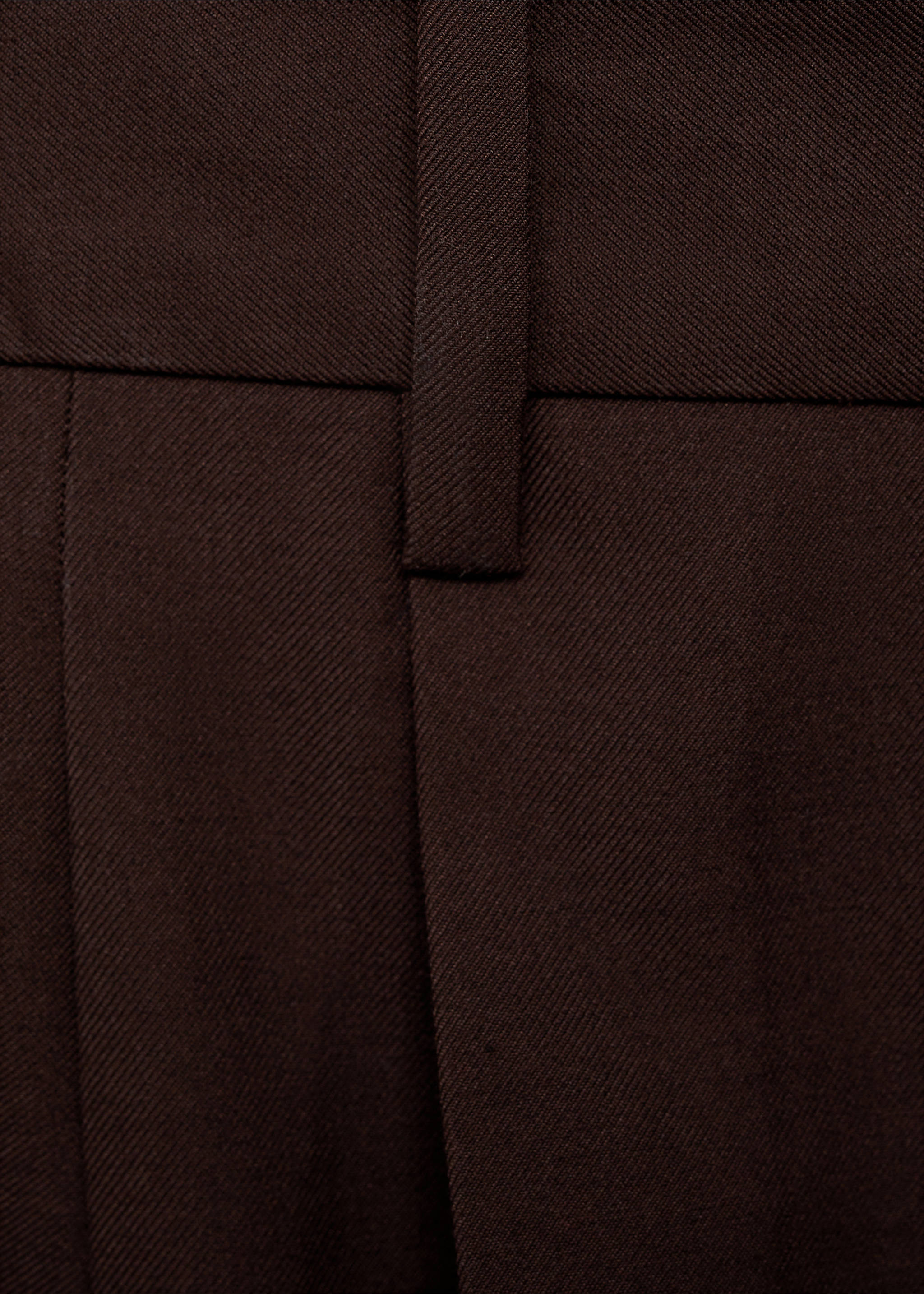 Pantaloni regular-fit pinces - Dettaglio dell'articolo 0, Cioccolato. Ref: 77079227-00.