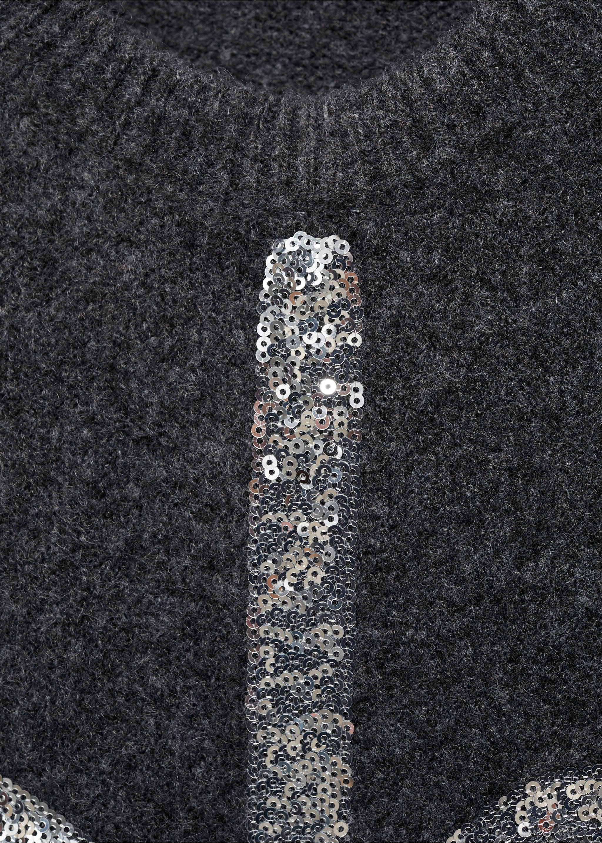 Strickkleid mit Schleife - Detail des Artikels 0, Anthrazit. Ref: 77079239-00.