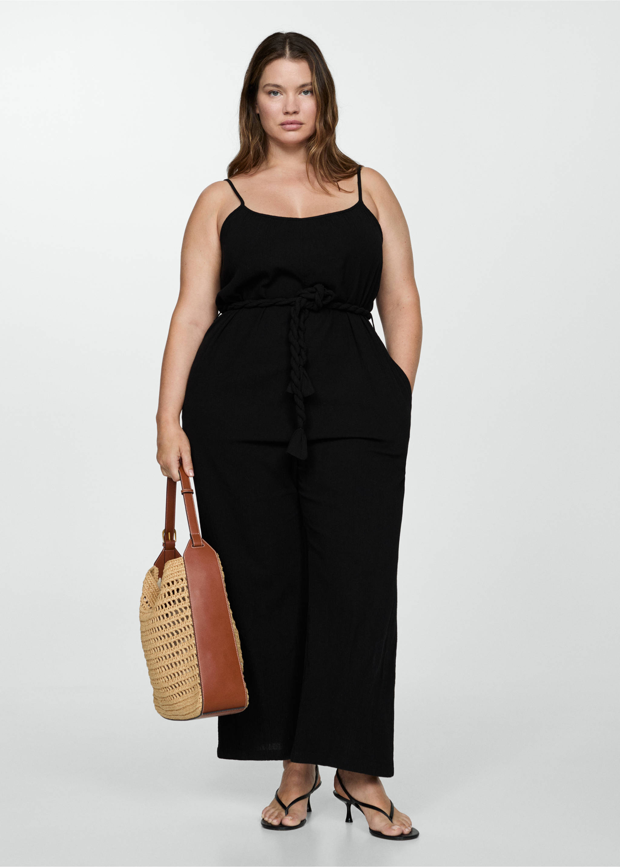 Dungarees with drawstring - Details of the article 3, Black. Ref: 77080332-00.