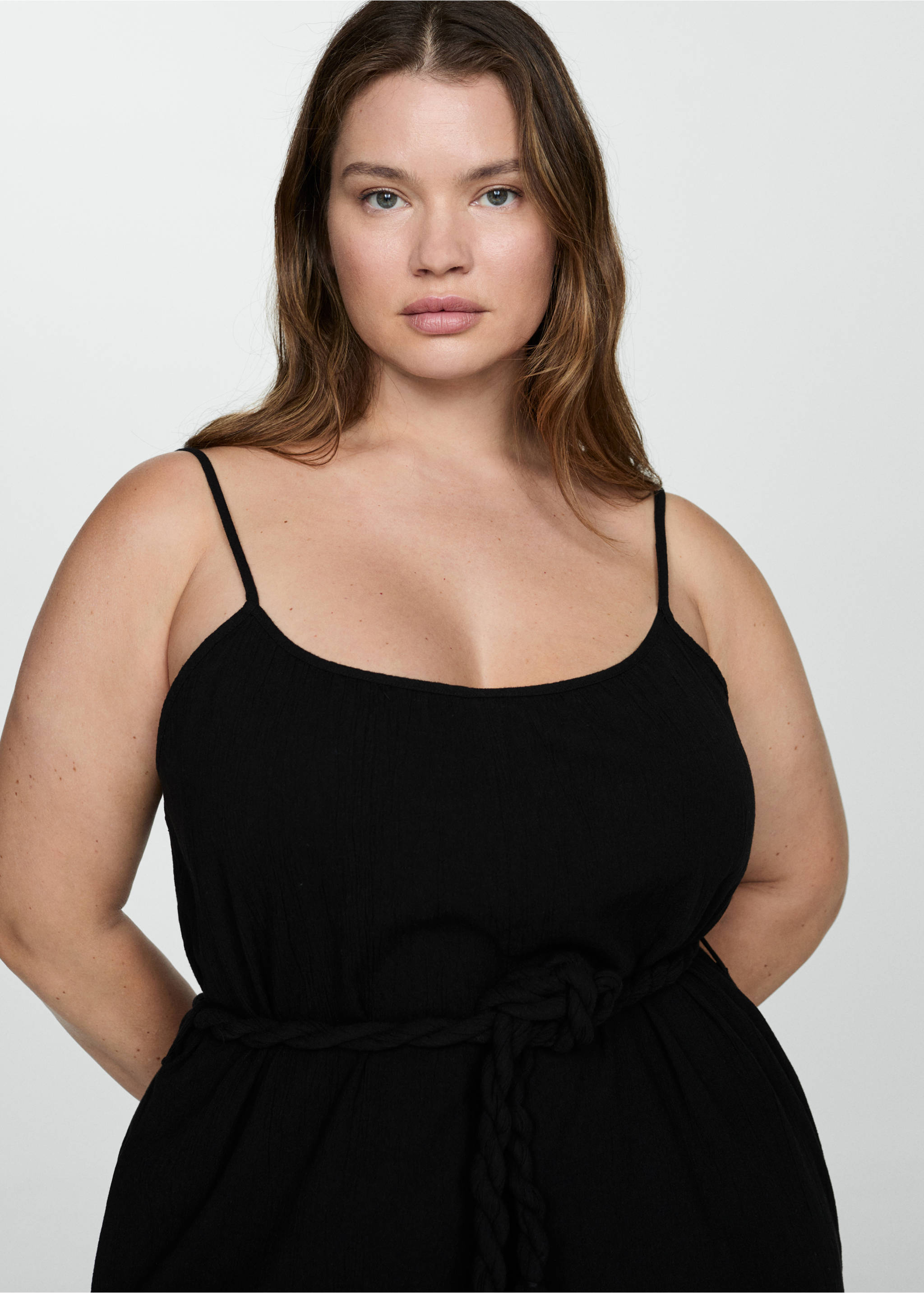 Dungarees with drawstring - Details of the article 4, Black. Ref: 77080332-00.