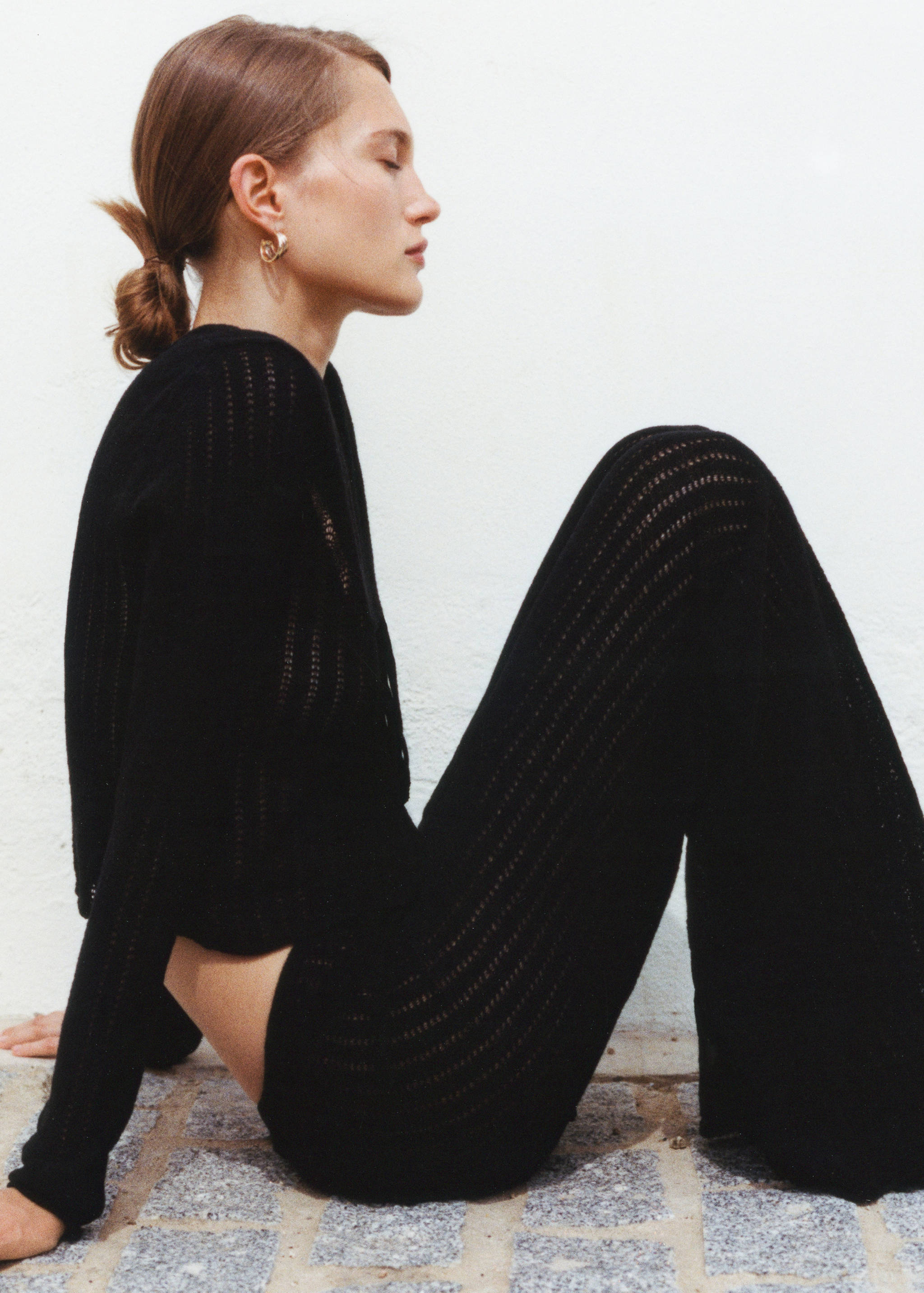 Straight knitted trousers - Details of the article 7