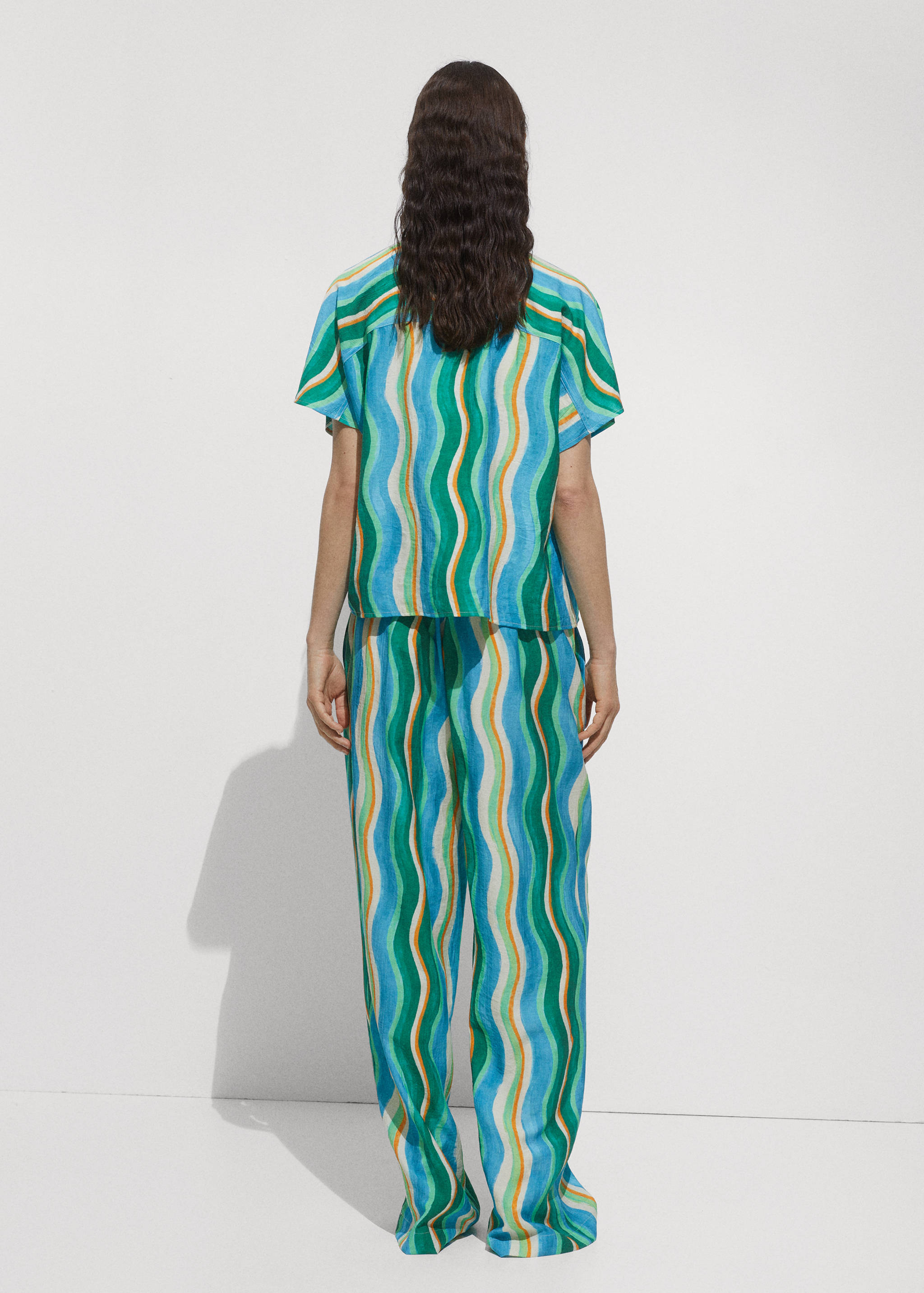 Bedrukt overhemd met korte mouwen - Achterkant van het artikel