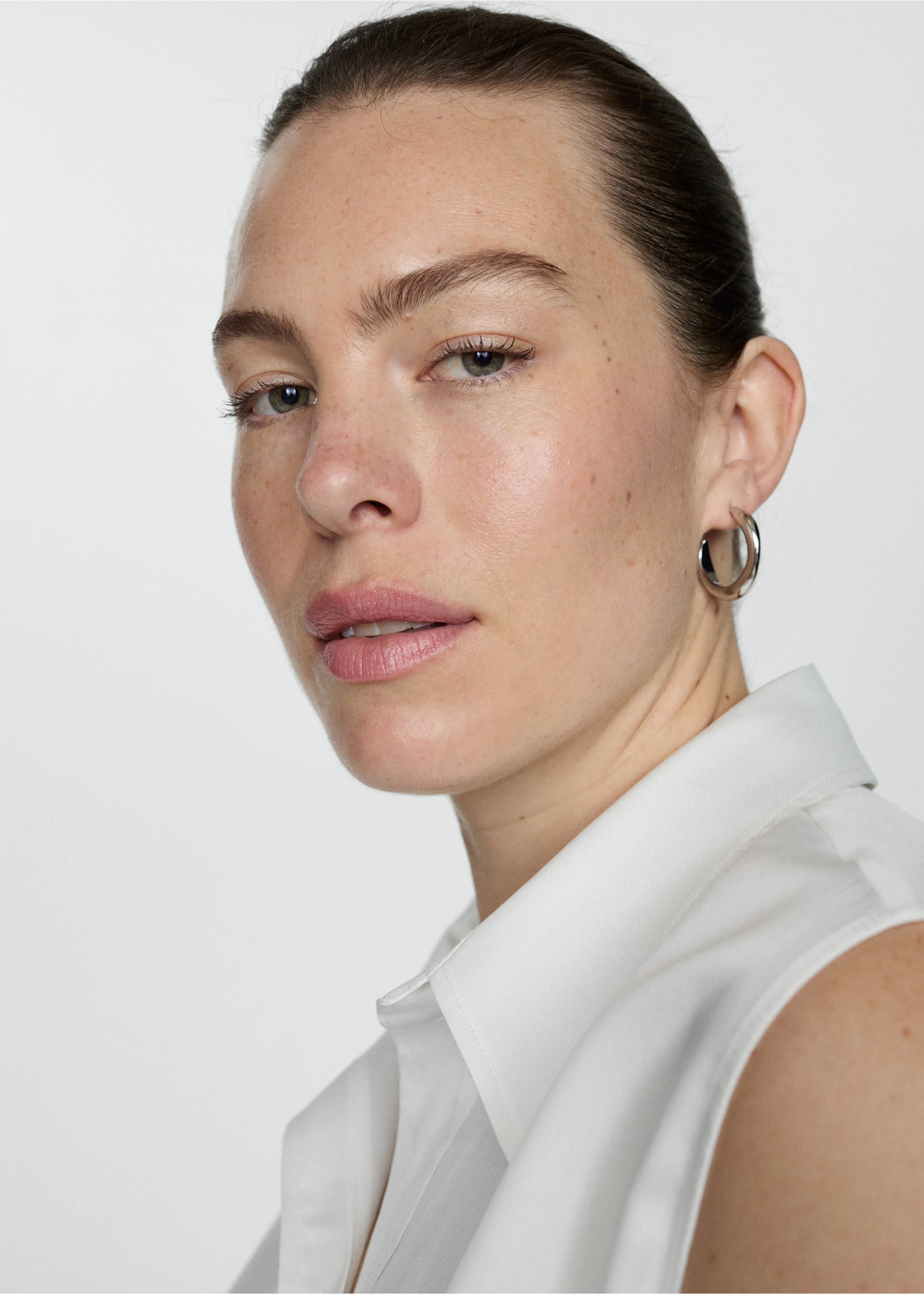Lyocell sleeveless shirt - Details of the article 4, Off White. Ref: 77080345-00.