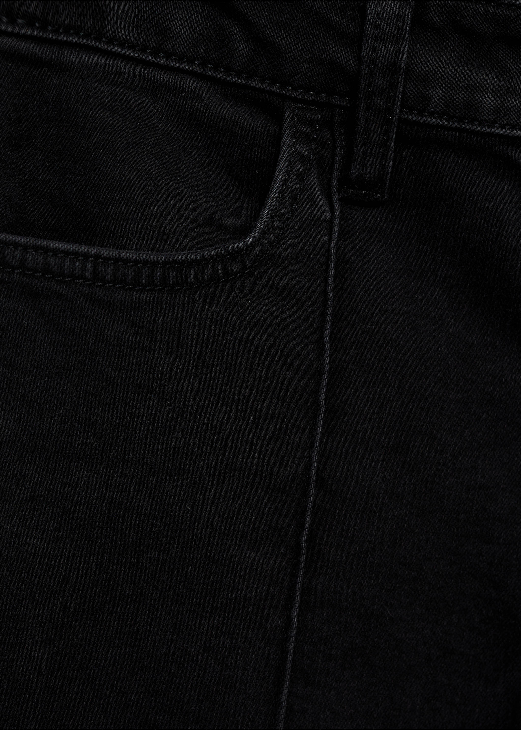Slim capri jeans with decorative stitching - Details of the article 0, Black denim. Ref: 77080354-00.