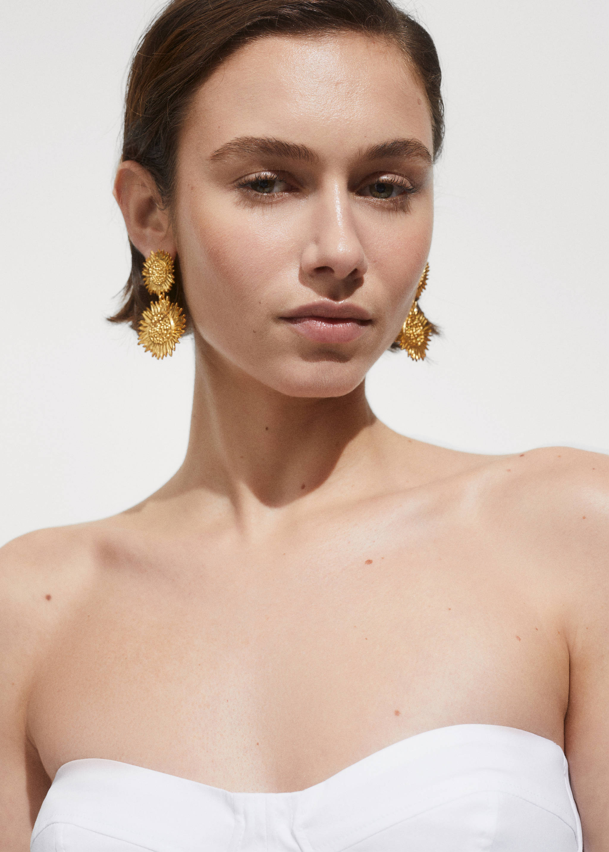 Crop top s výstřihem bez ramínek - Detail zboží 1