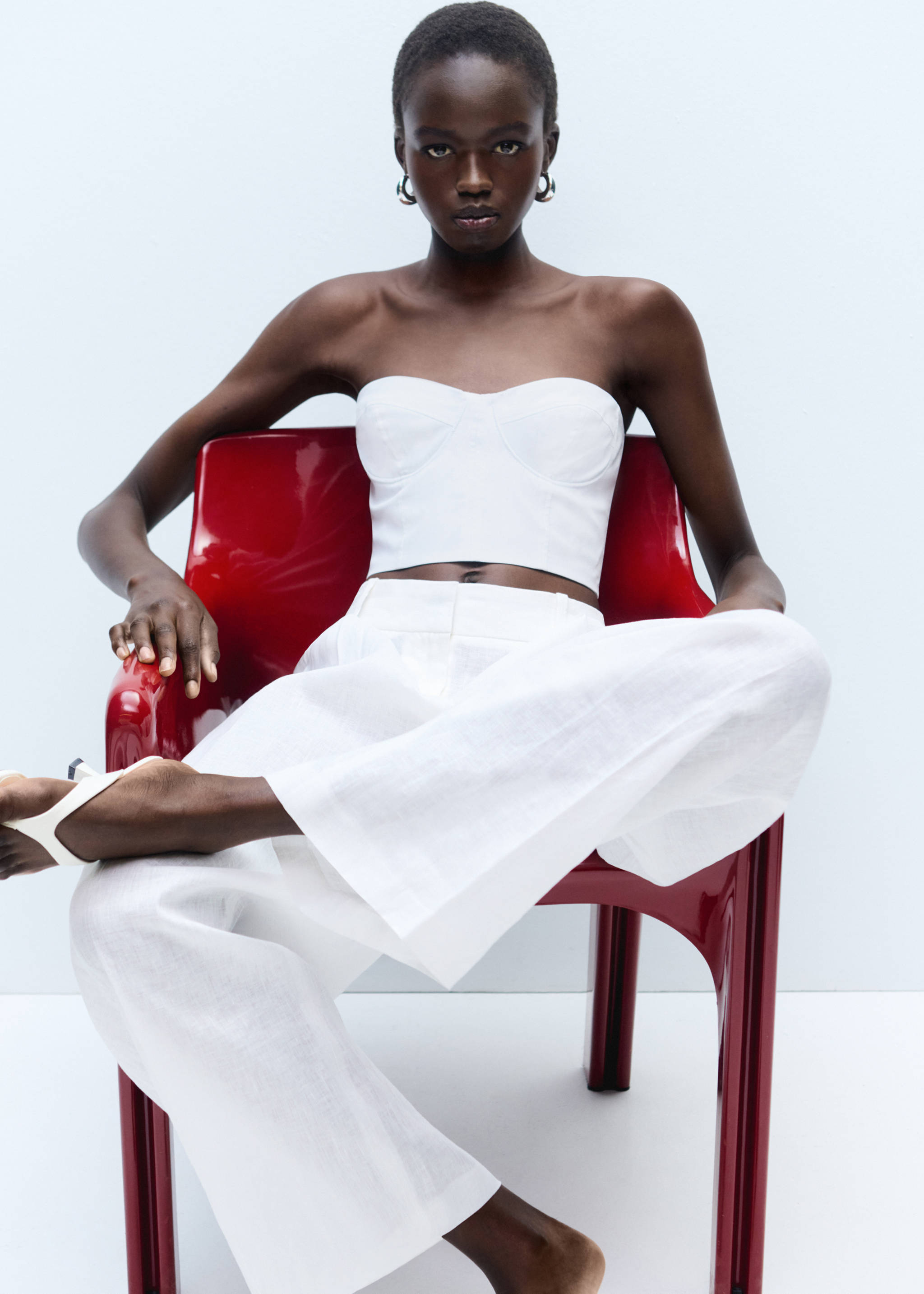 Crop top s výstřihem bez ramínek - Detail zboží 7