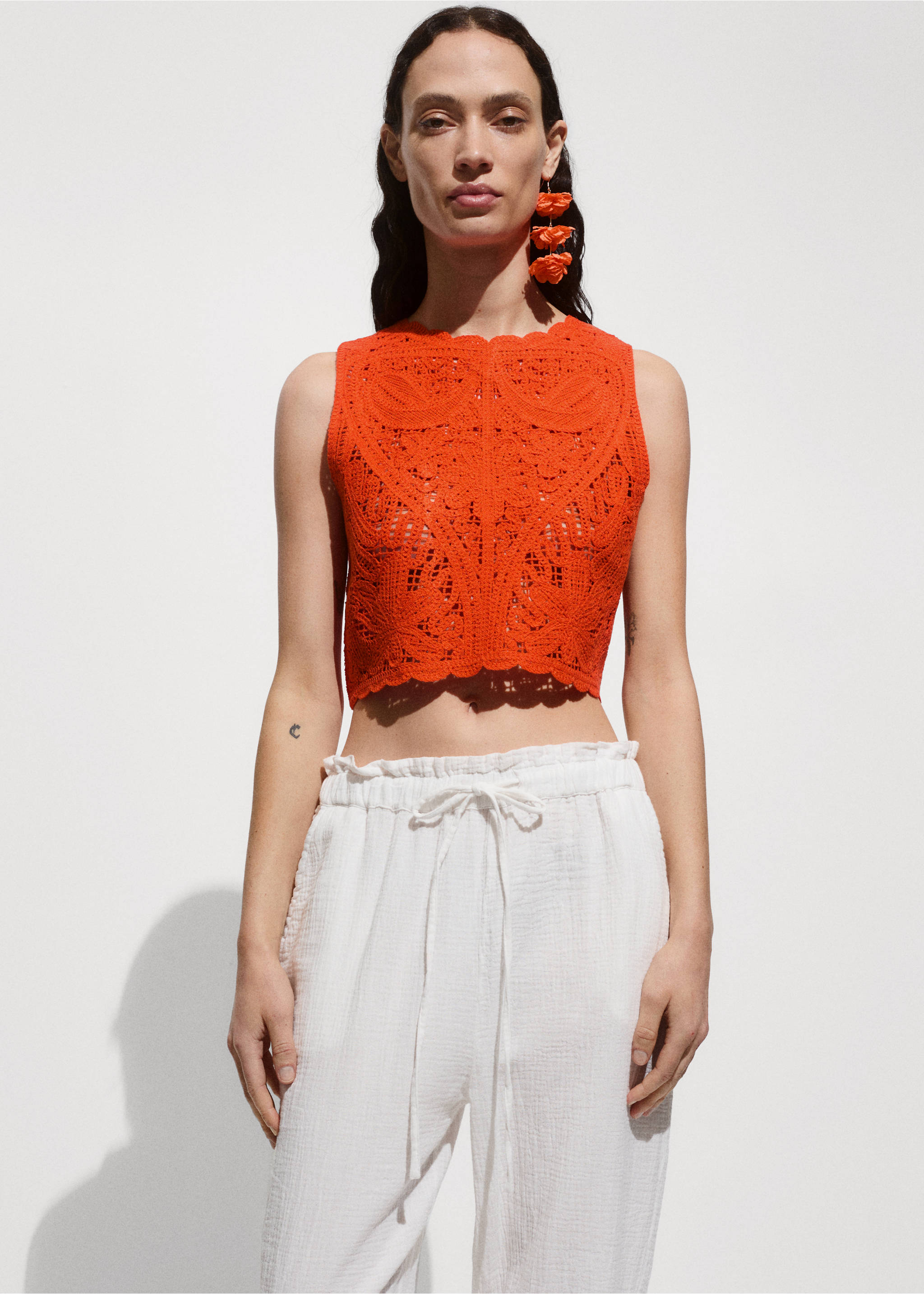 Top crochet fleurs - Détail de l'article 2, Orange. Ref: 77080385-00.