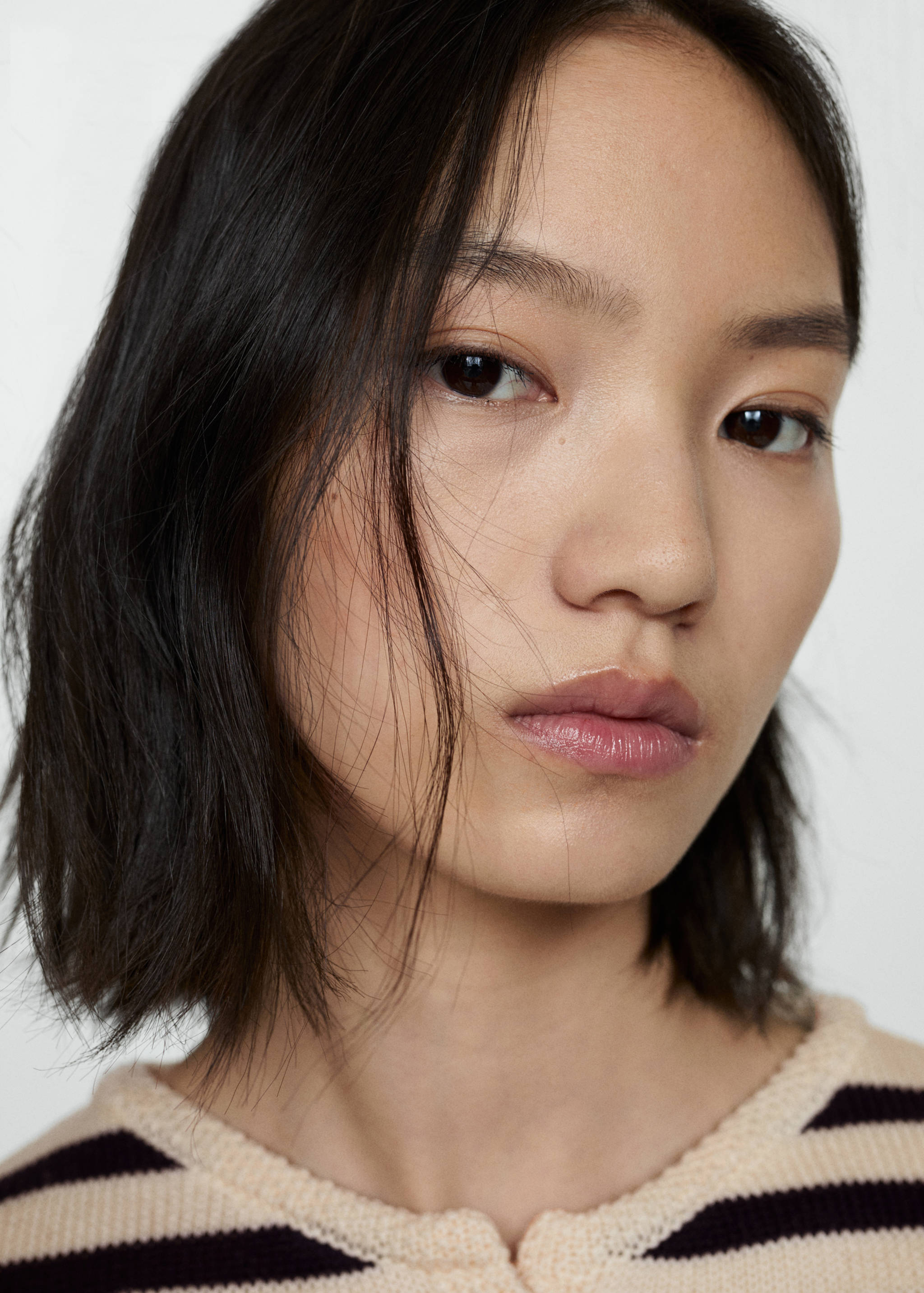 Stickad cardigan juvelknappar - Detaljer om artikeln 1