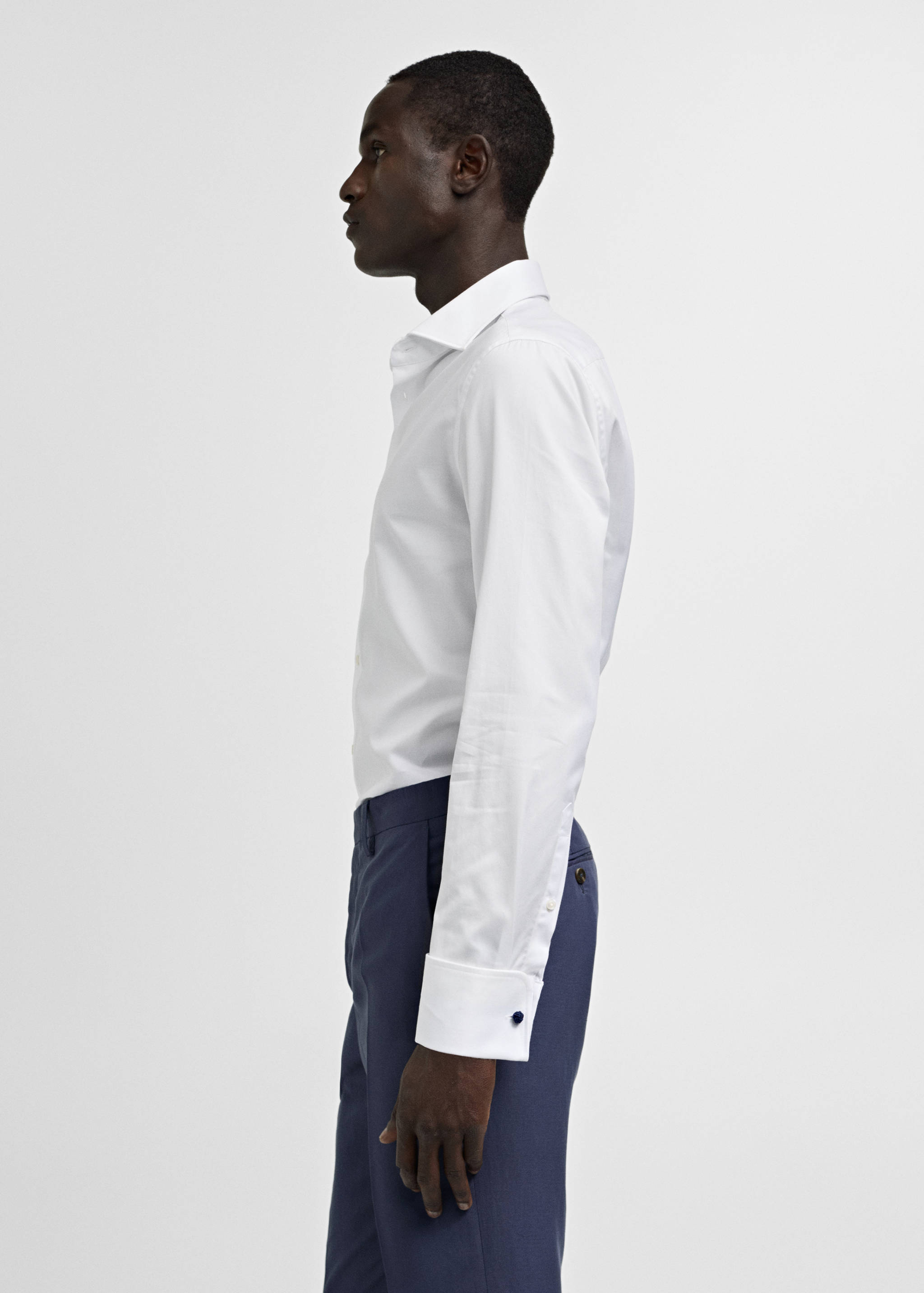 Slim-fit twill fabric suit with shirt cufflinks - Details of the article 2