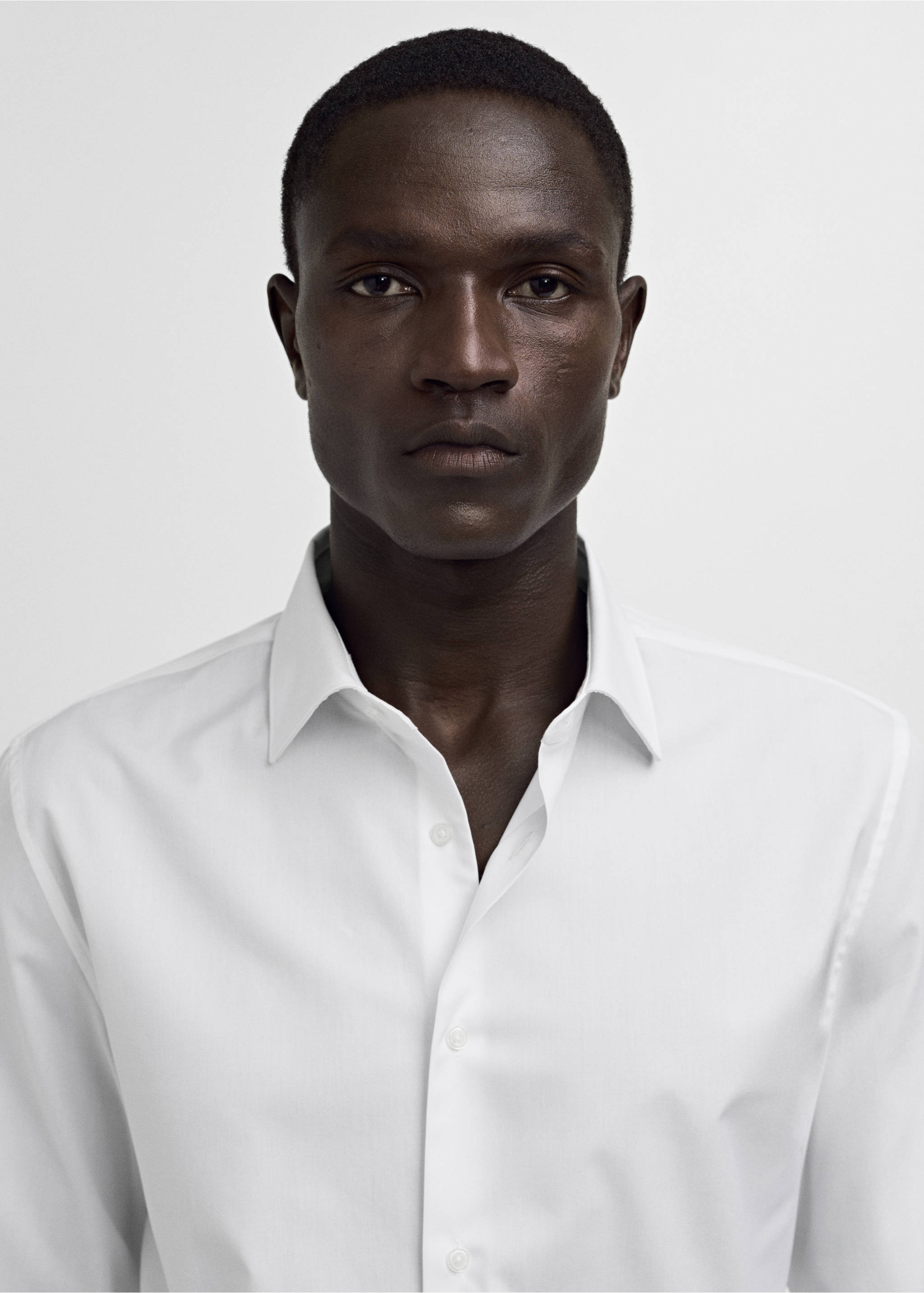 Πουκάμισο κοστουμιού slim fit βαμβάκι ποπλίνα - Λεπτομέρεια του προϊόντος 1, Λευκό. Ref: 77080570-00.