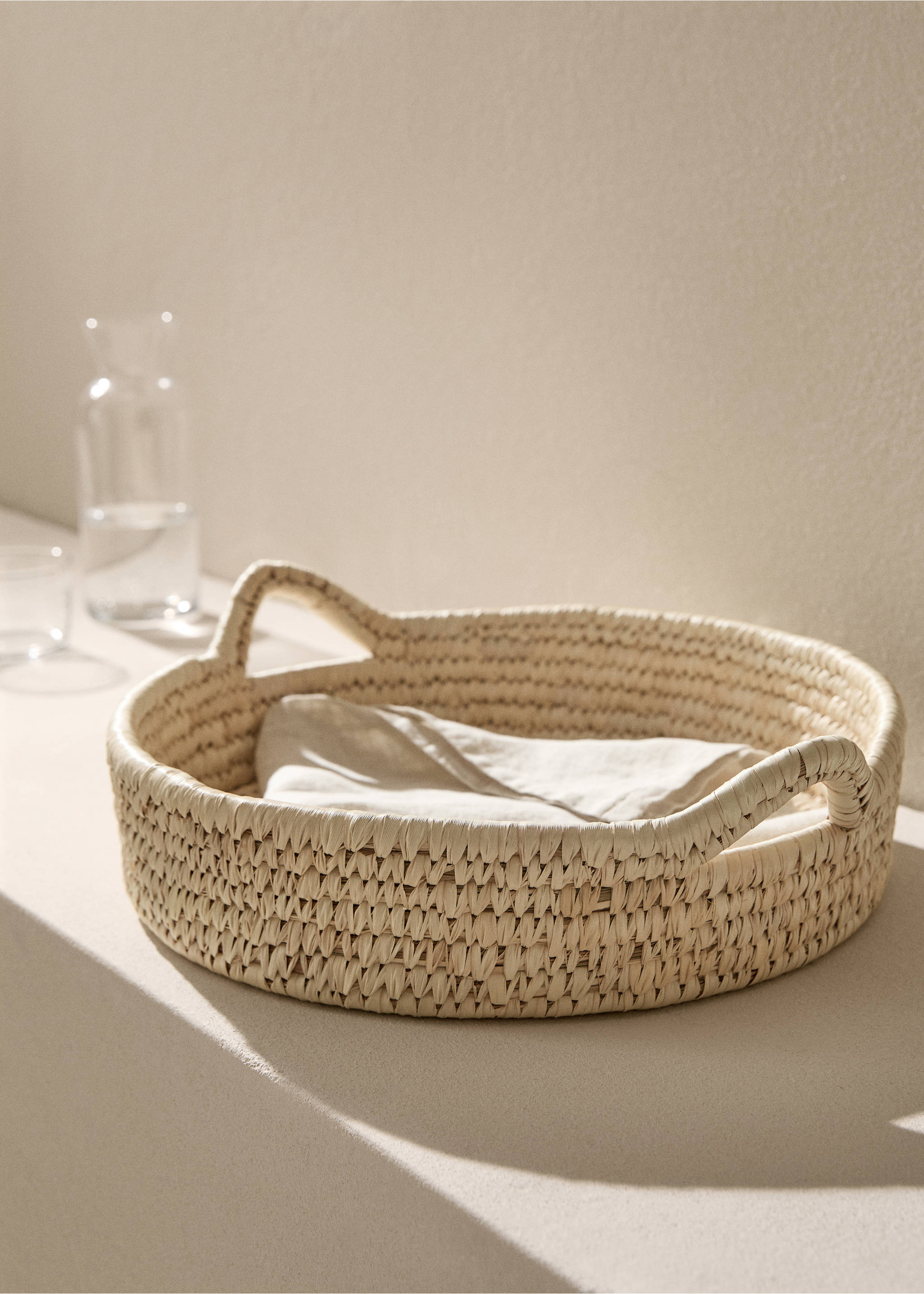 Rund bricka av naturfiber - Allmän bild, Sand. Ref: 77080579-00.