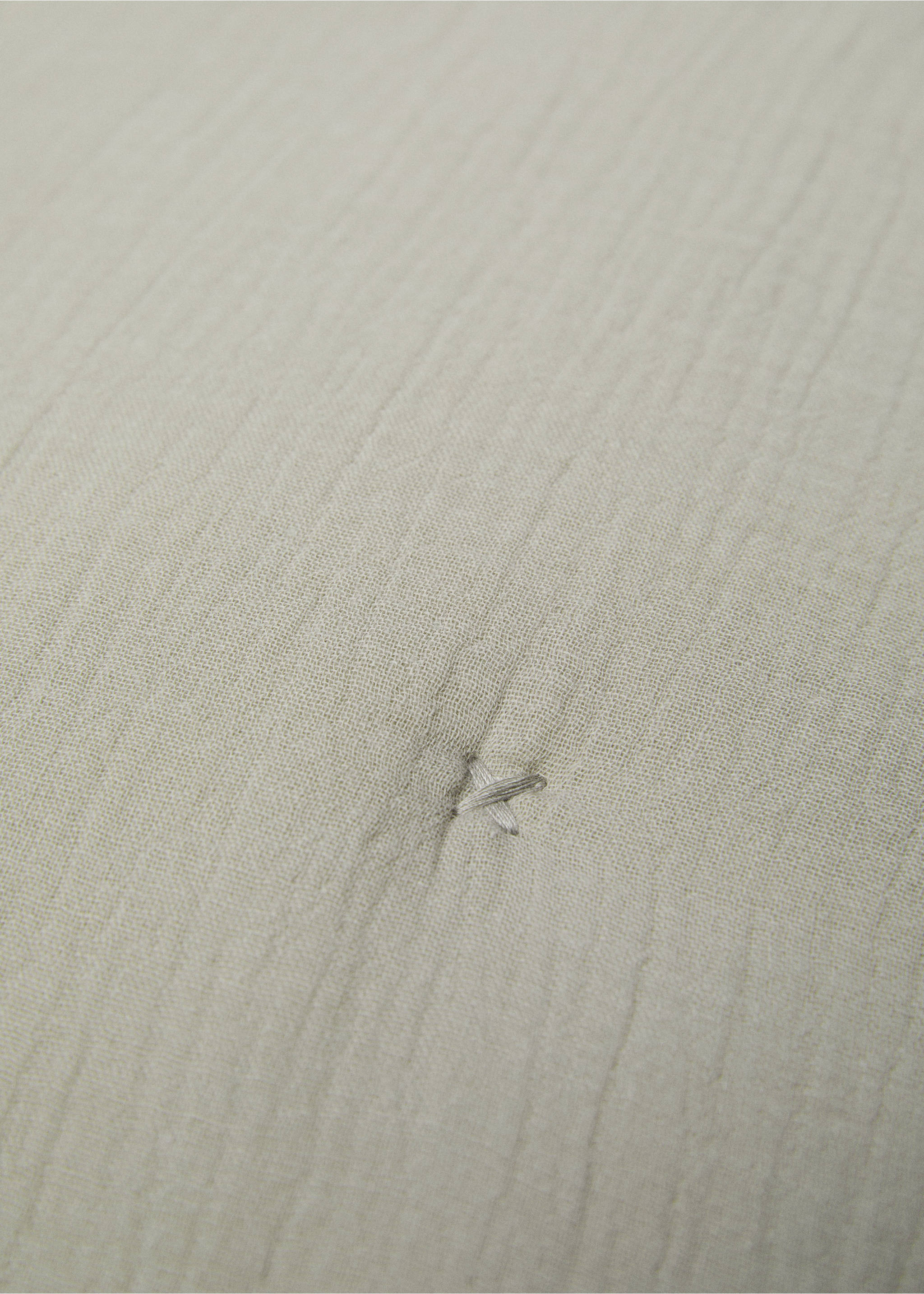 Padded cotton cushion case - Details of the article 2, Medium Brown. Ref: 77080580-00.