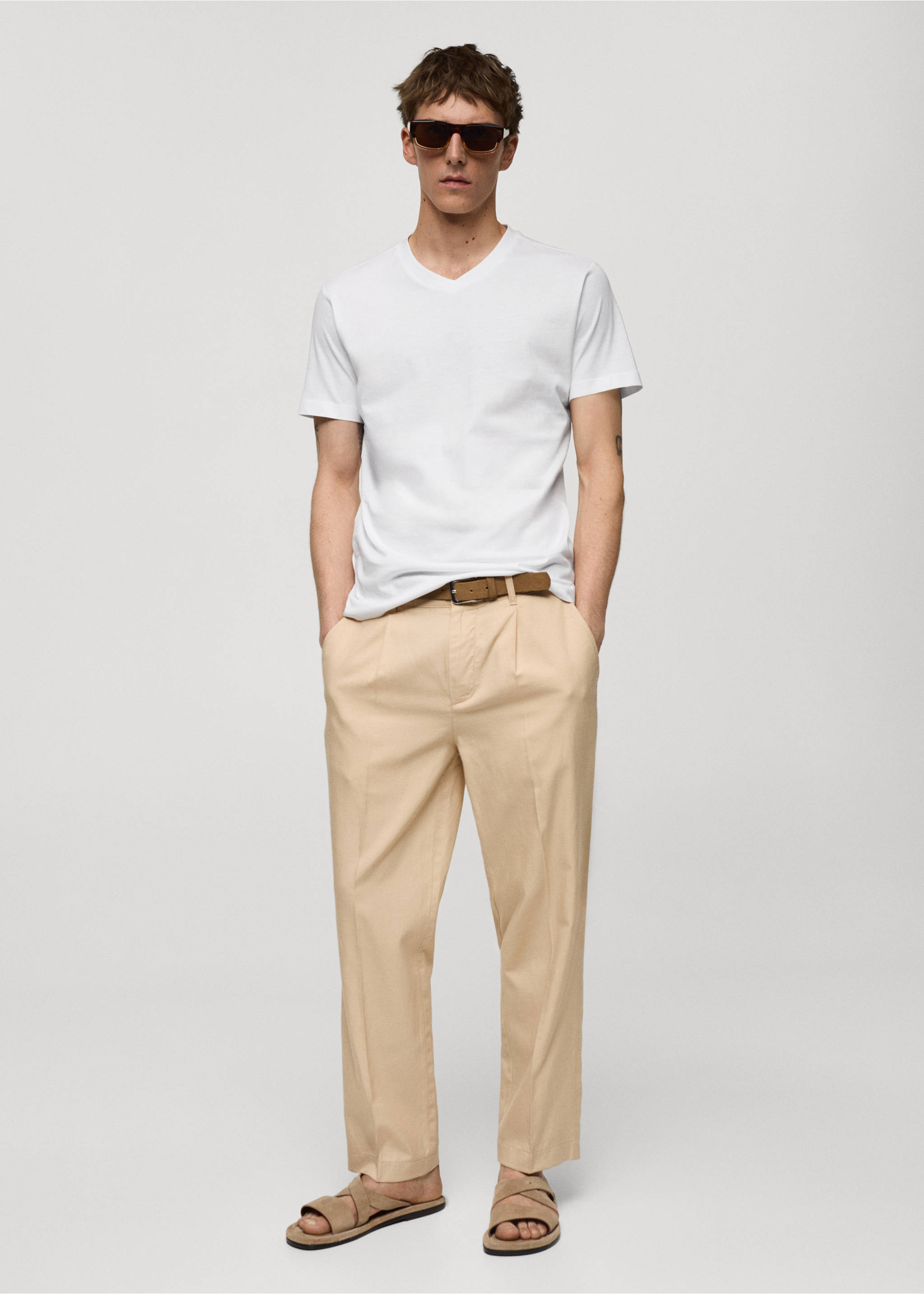 Slim-fit cotton V-neck t-shirt - General plane, White. Ref: 77080584-00.