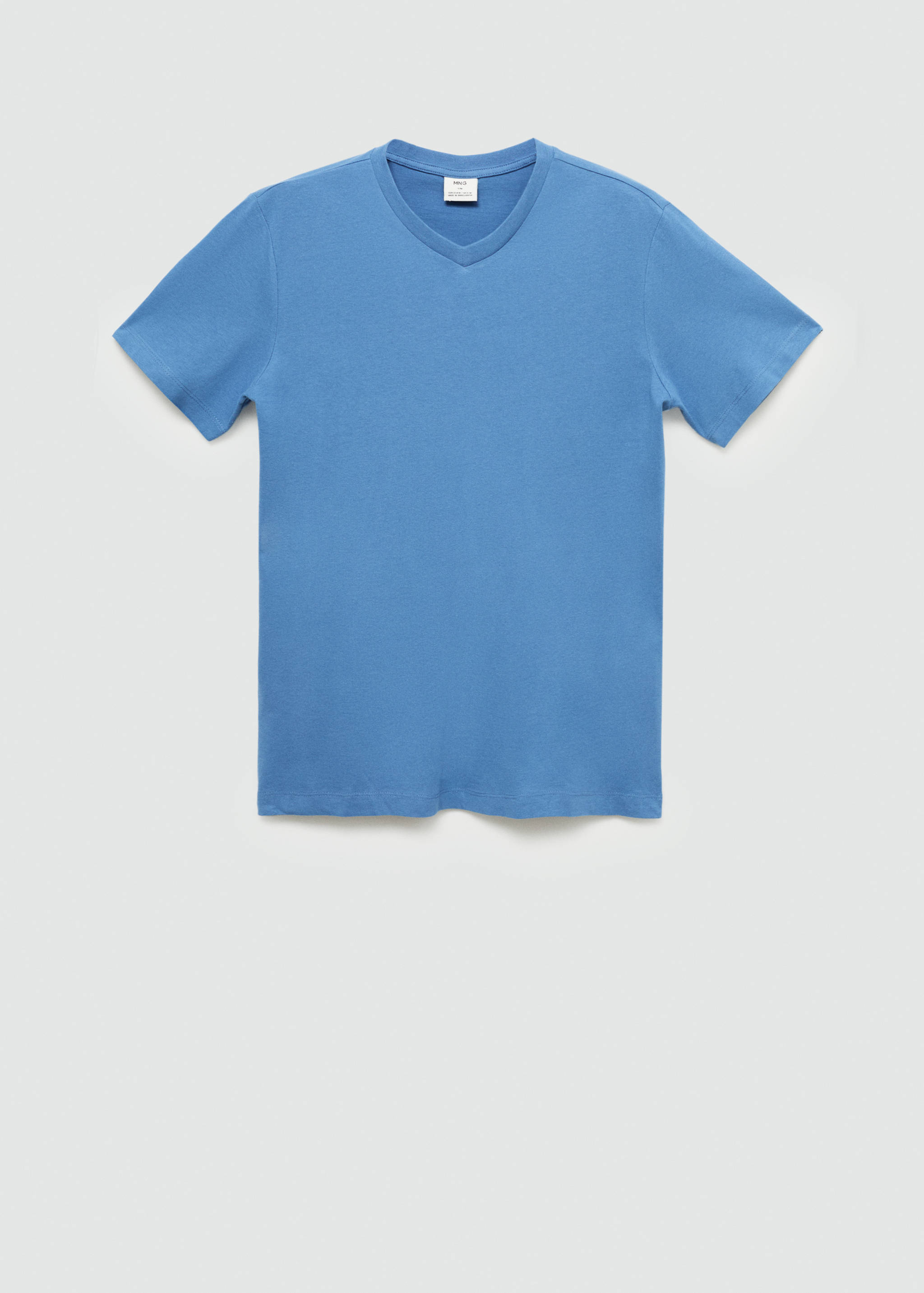 Camiseta slim fit algodón cuello pico - Artículo sin modelo