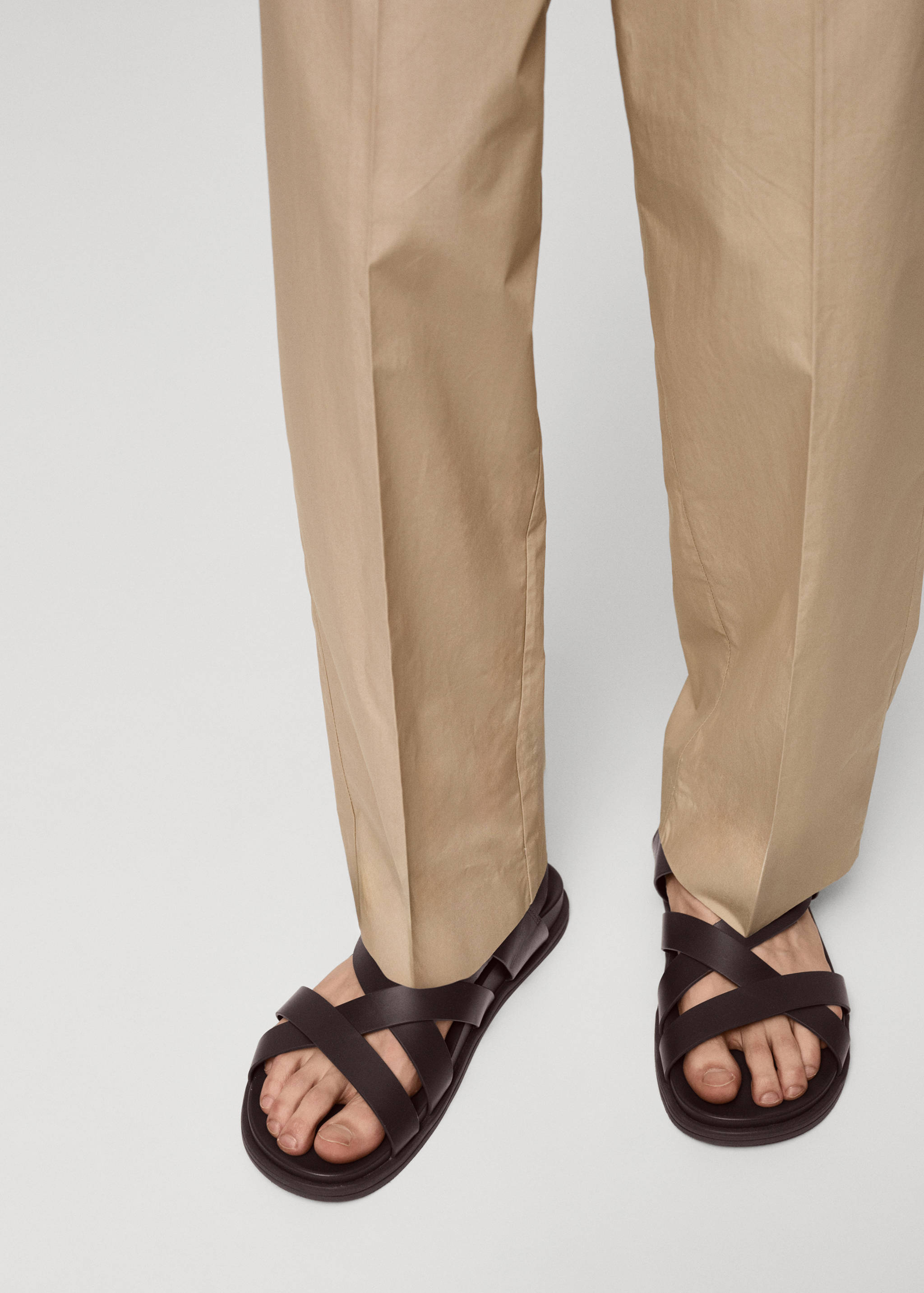 Sandalia tiras cruzadas 100% piel - Detalle del artículo 9