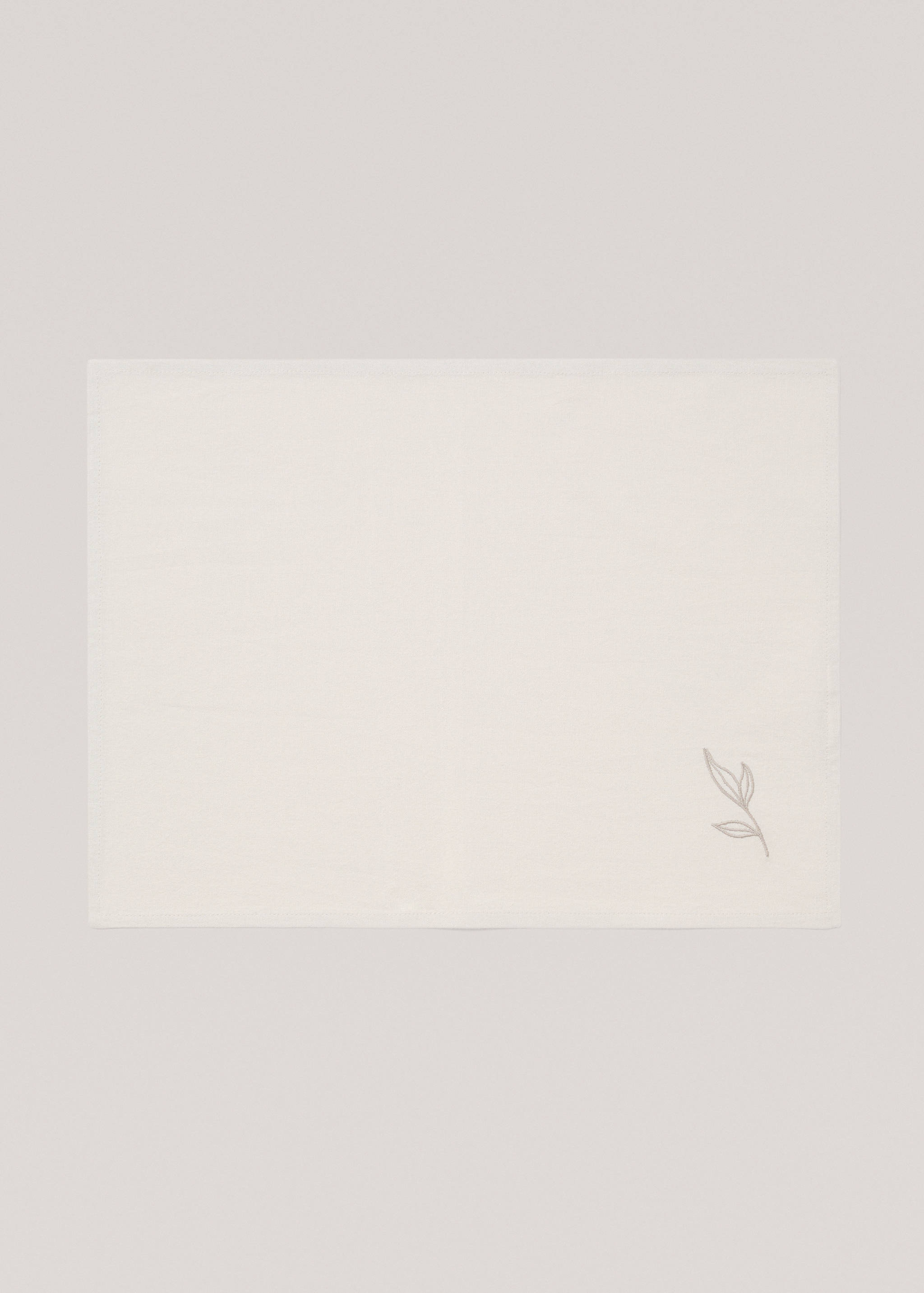 Bordsunderlägg i bomull broderat blad - Artikel utan modell