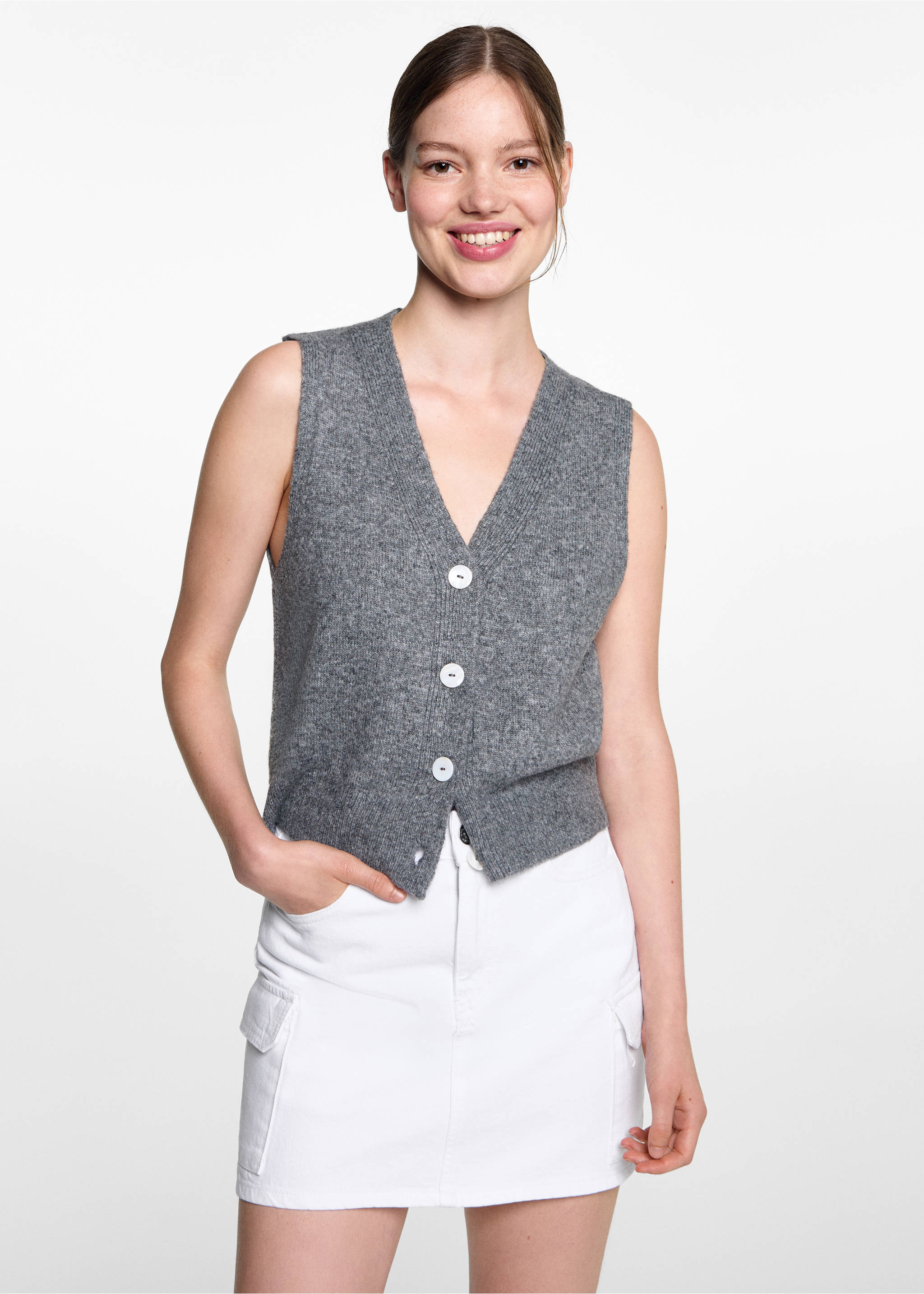 Mini-skirt with cargo pockets - Medium plane, White. Ref: 77080617-00.