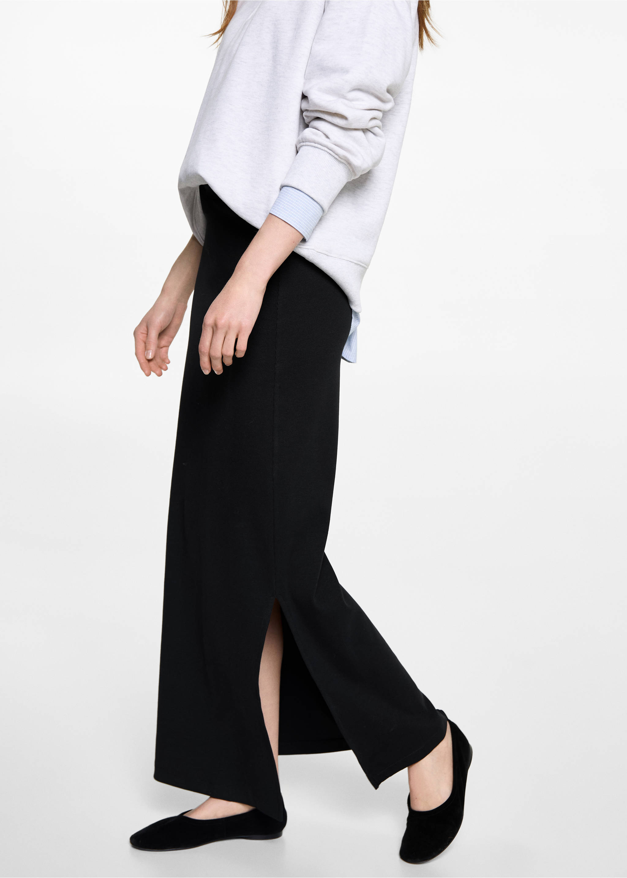 Midi skirt - Medium plane, Black. Ref: 77080623-00.