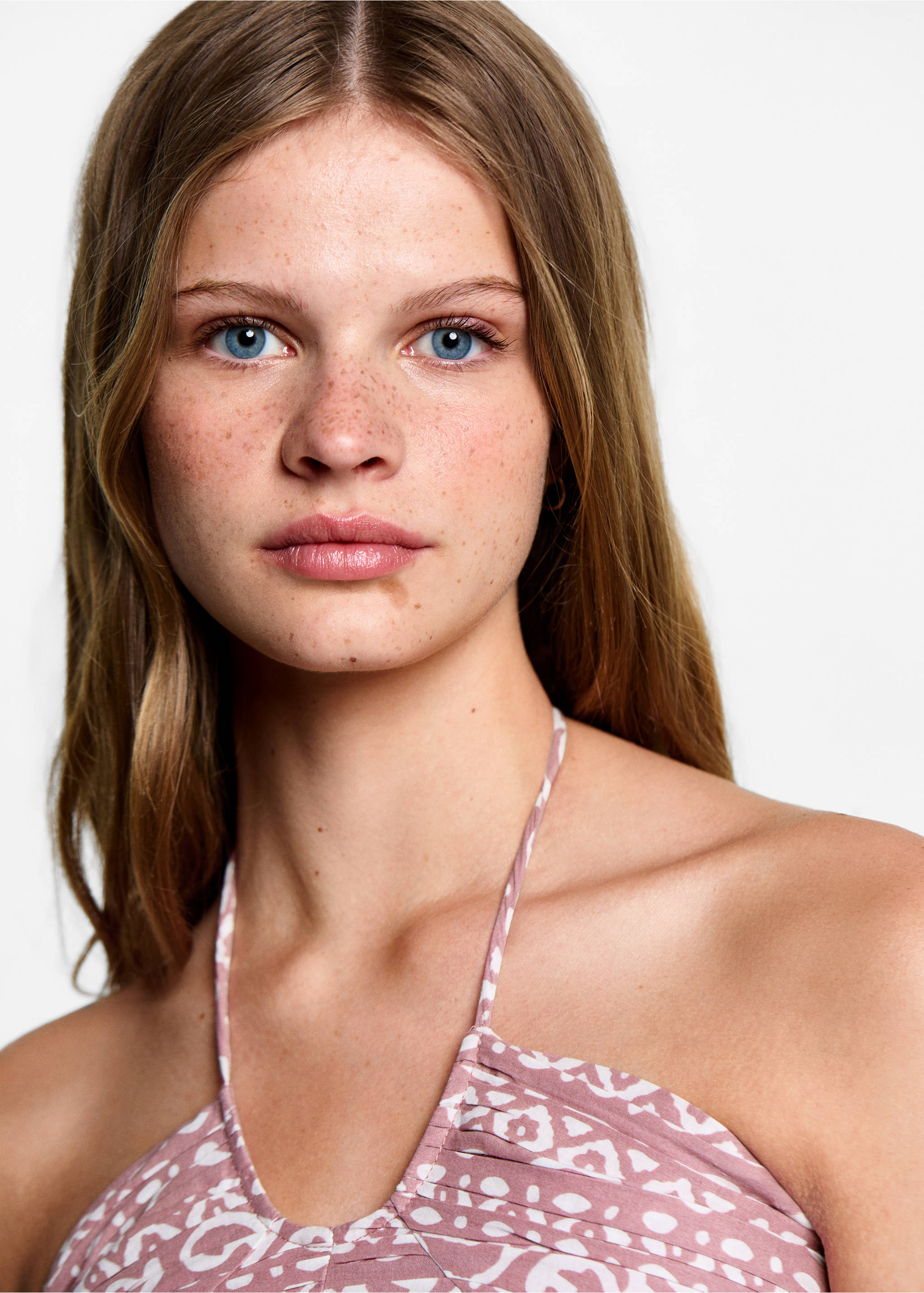 Printed crop top - Details of the article 1, Pastel Pink. Ref: 77080627-00.