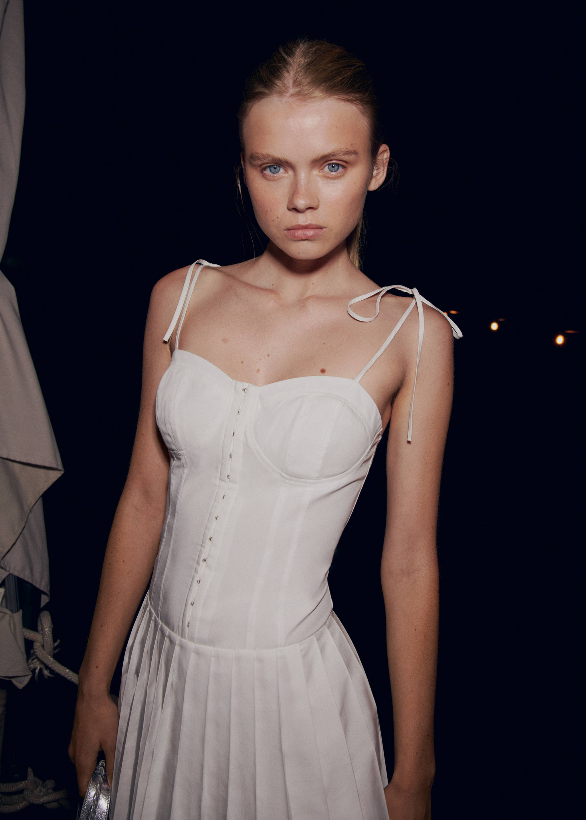 Pleated short dress - Details of the article 3, Off White. Ref: 77080642-00.