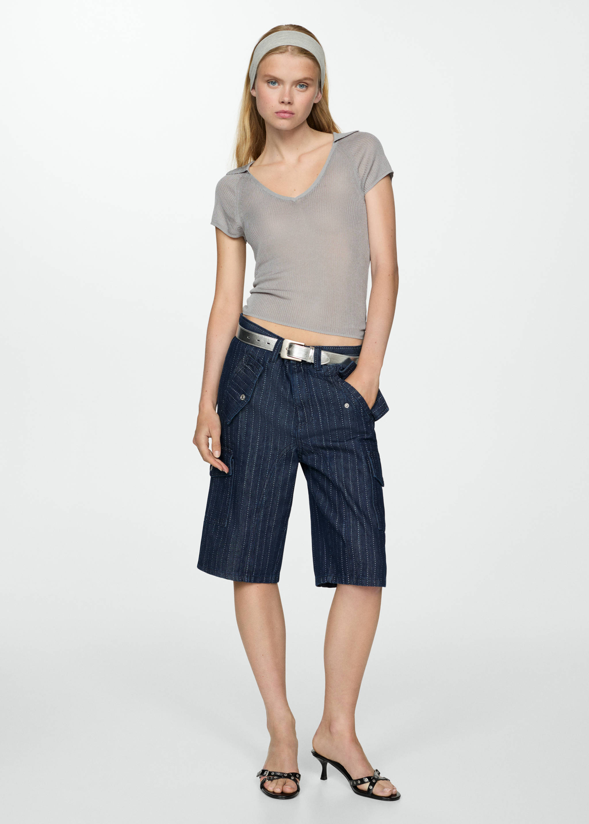 Camiseta semitransparente cuello polo - Plano general