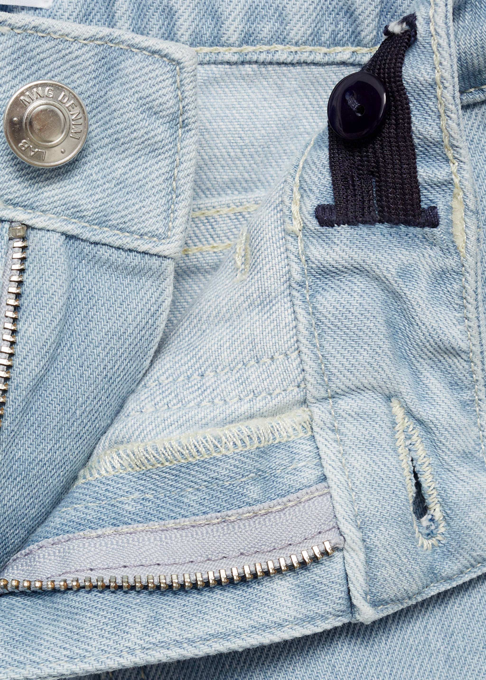 Wide-leg jeans with pockets - Details of the article 8