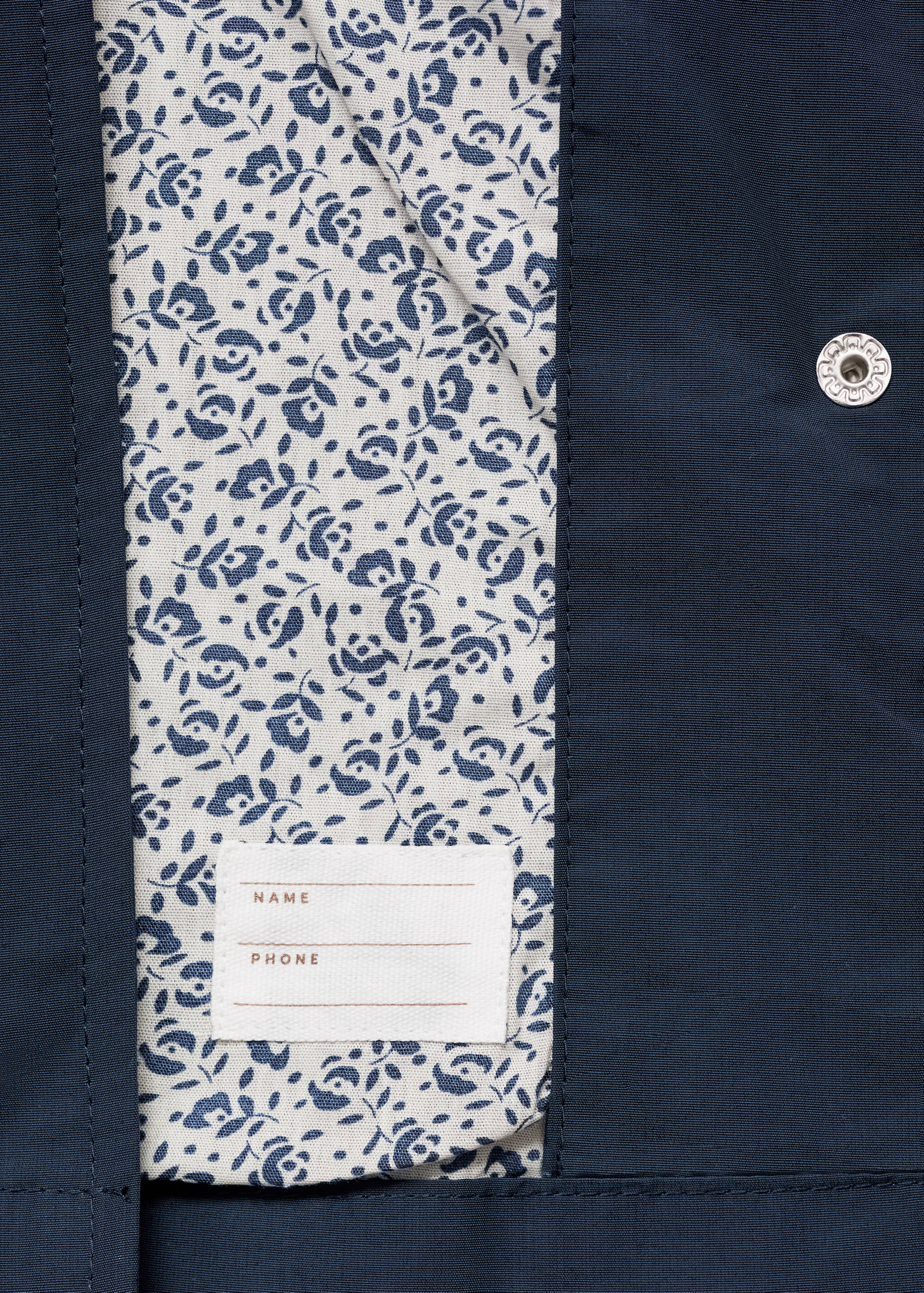 Raincoat hooded jacket - Details of the article 0