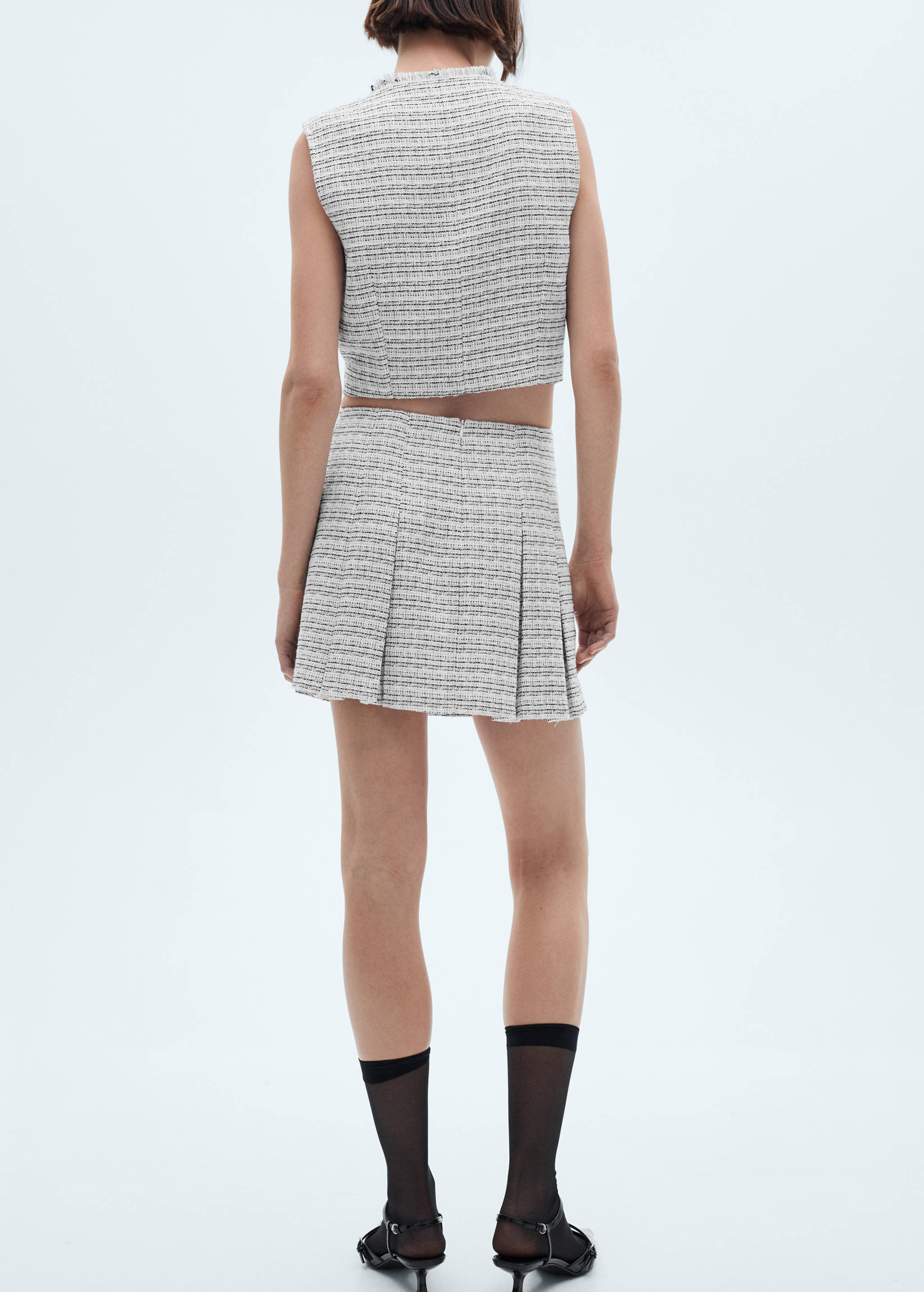Spódniczka mini tweedowa z guzikami - Tylna strona artykułu