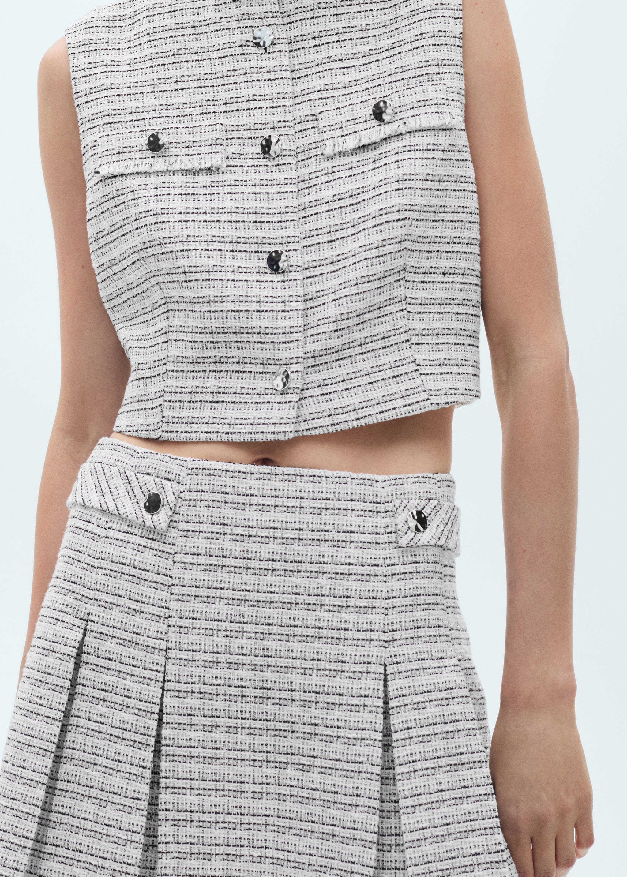 Spódniczka mini tweedowa z guzikami - Szczegóły artykułu 2