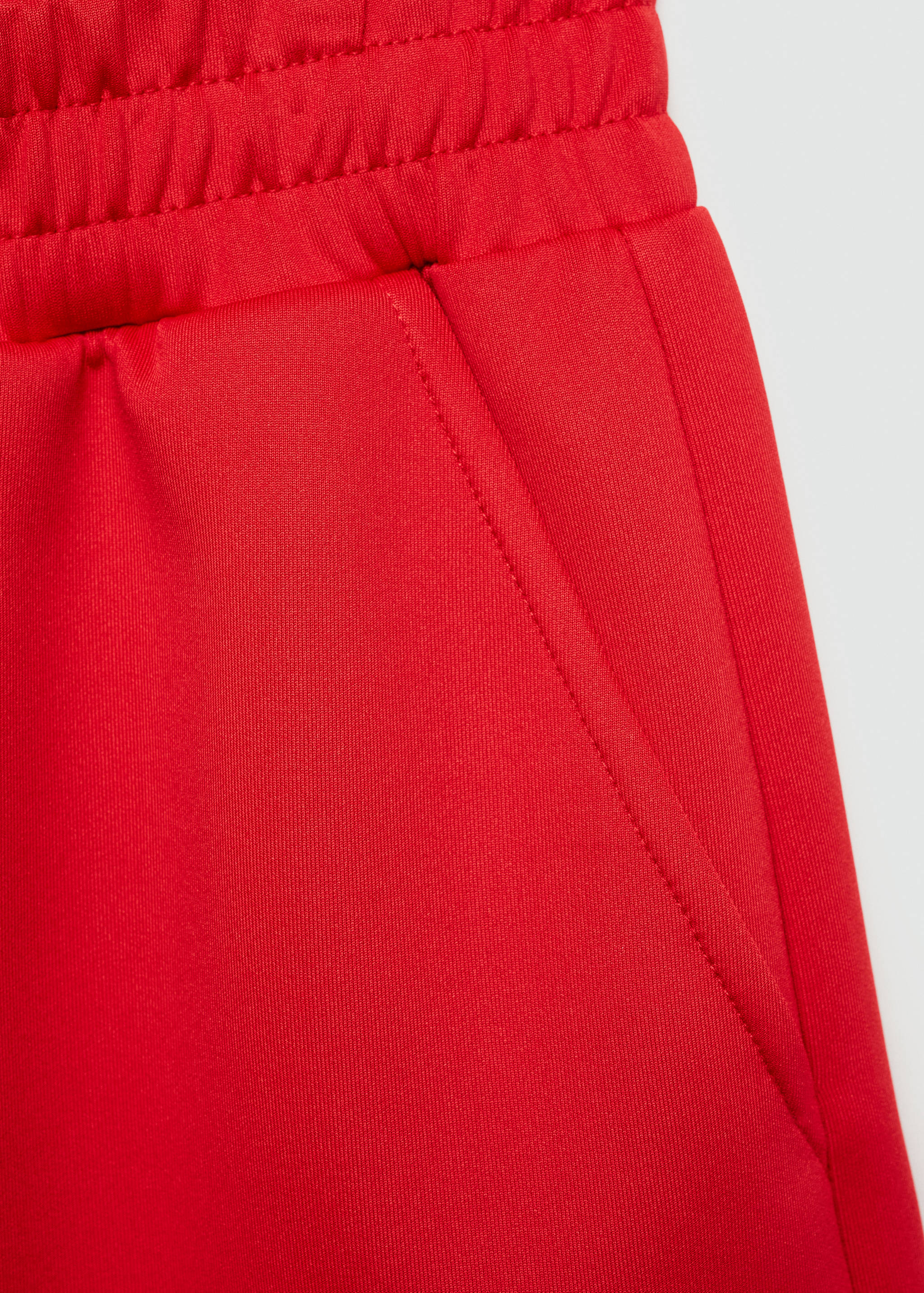 Straight shorts with contrasting trim - Details of the article 0
