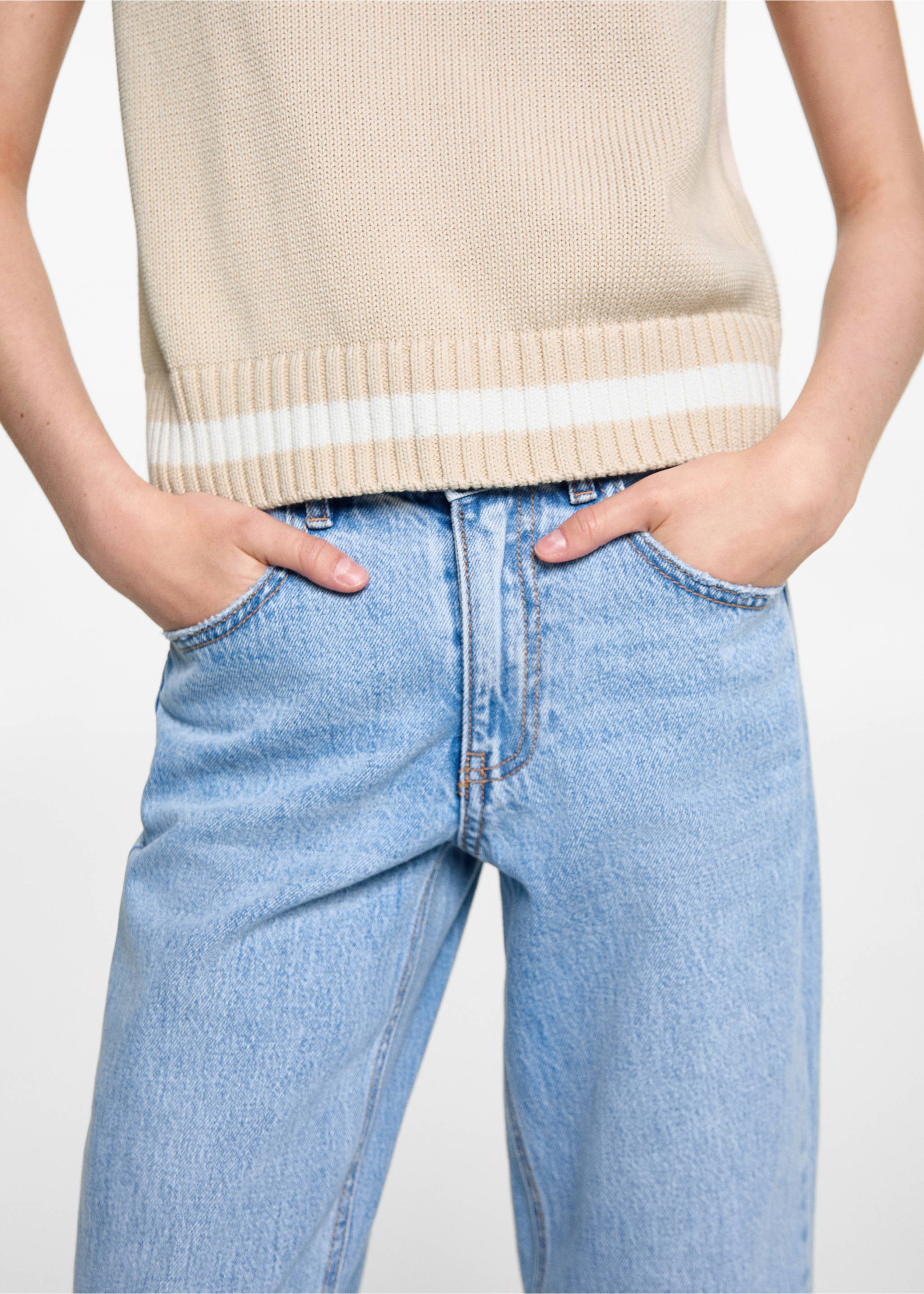 Gilet maille rayures - Détail de l'article 6, Beige. Ref: 77082931-00.