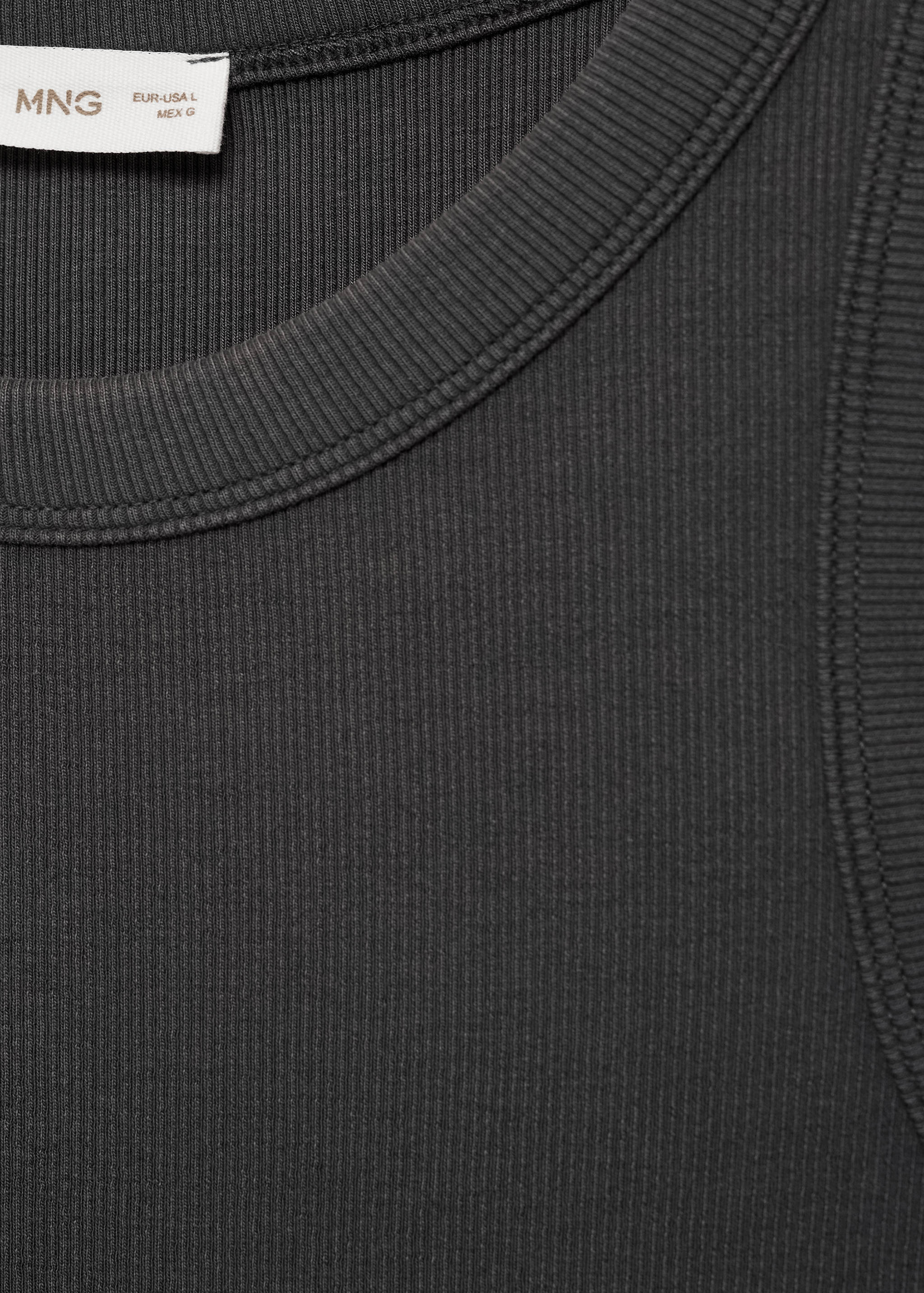 Lang kjole med splitt - Artikkeldetalj 8