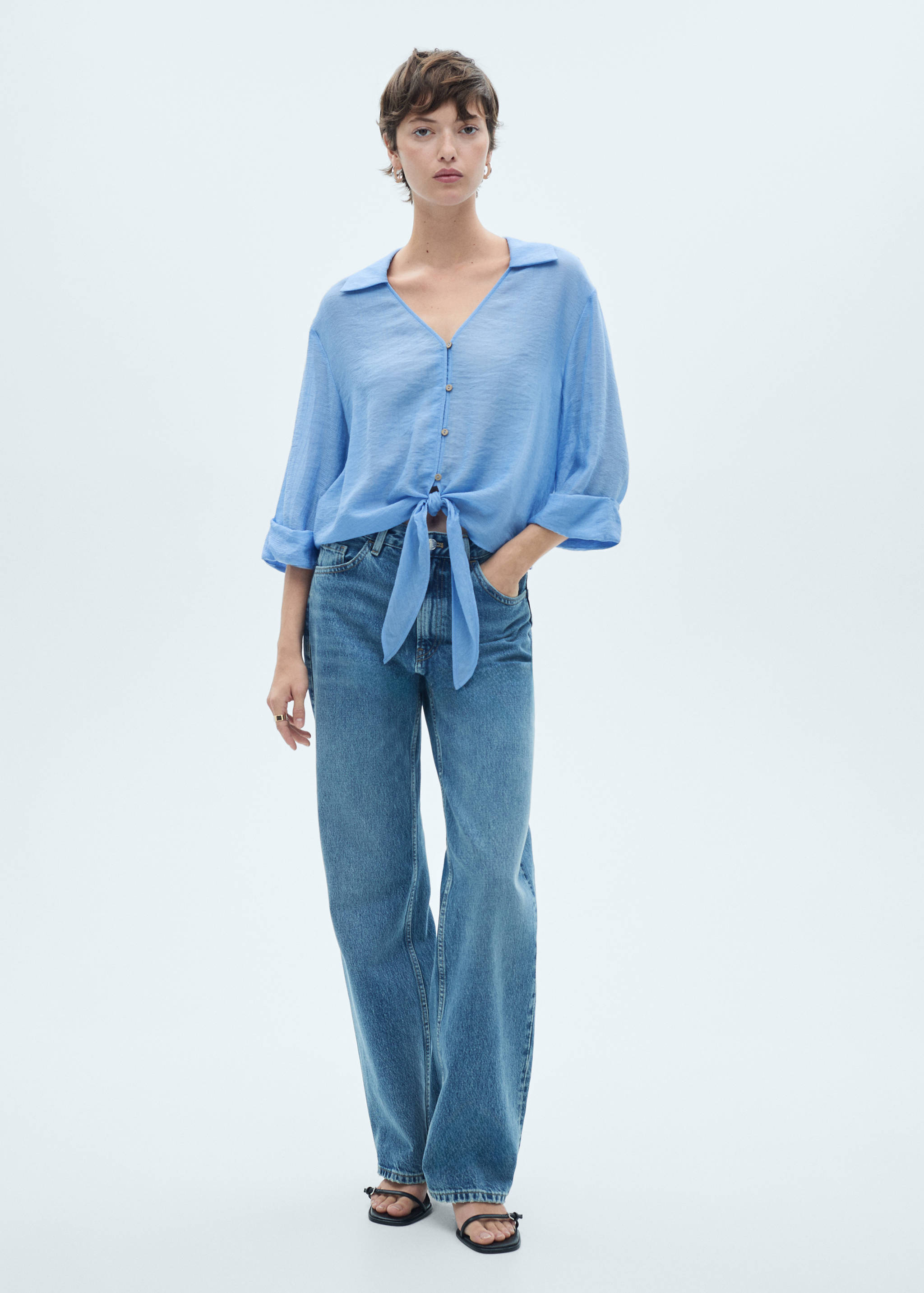 Flared-sleeve blouse with bow - General plane