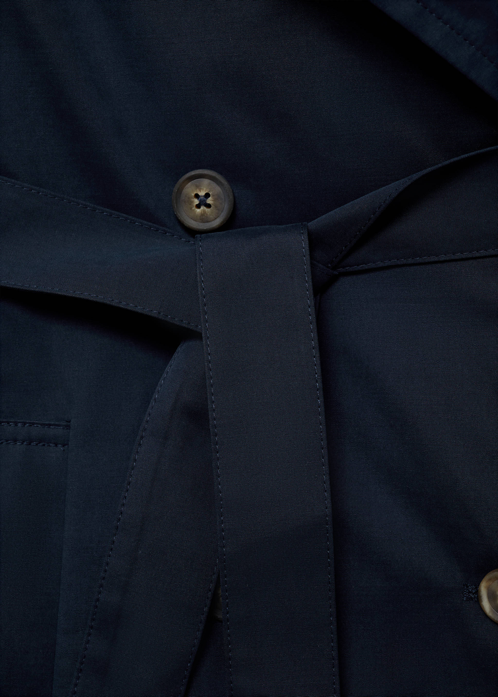 Classic trench coat with belt - Details of the article 0
