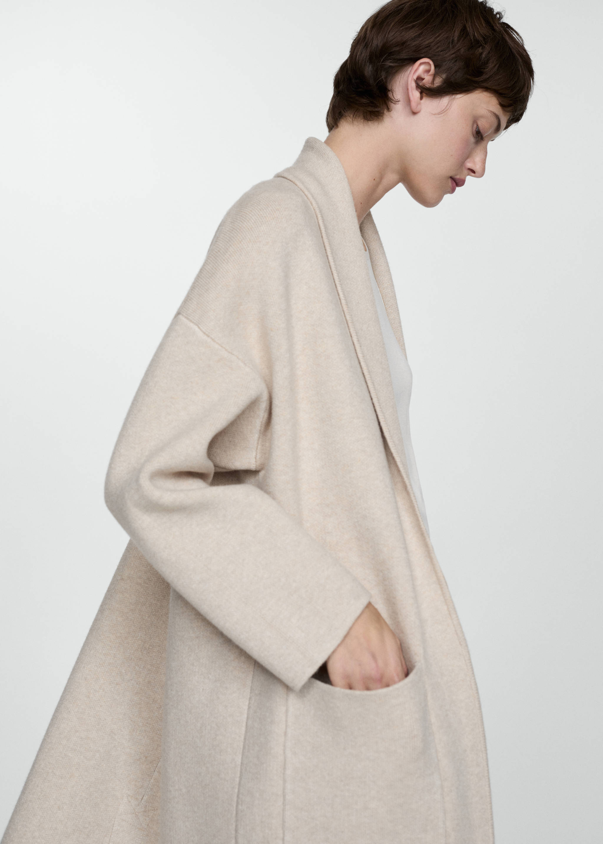 Oversized knitted coat with pockets - Details of the article 6