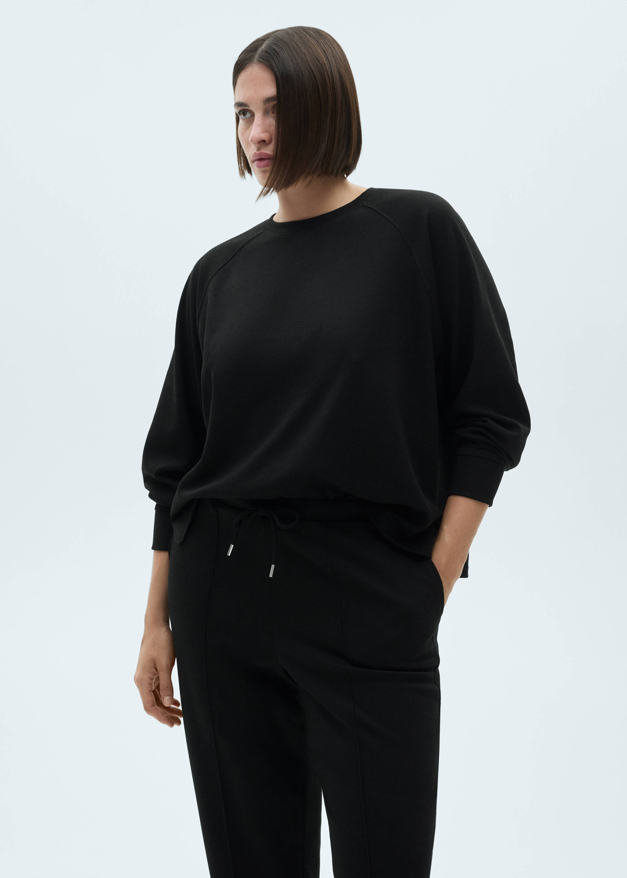 Jogger Pants mit Nähten - Detail des Artikels 4