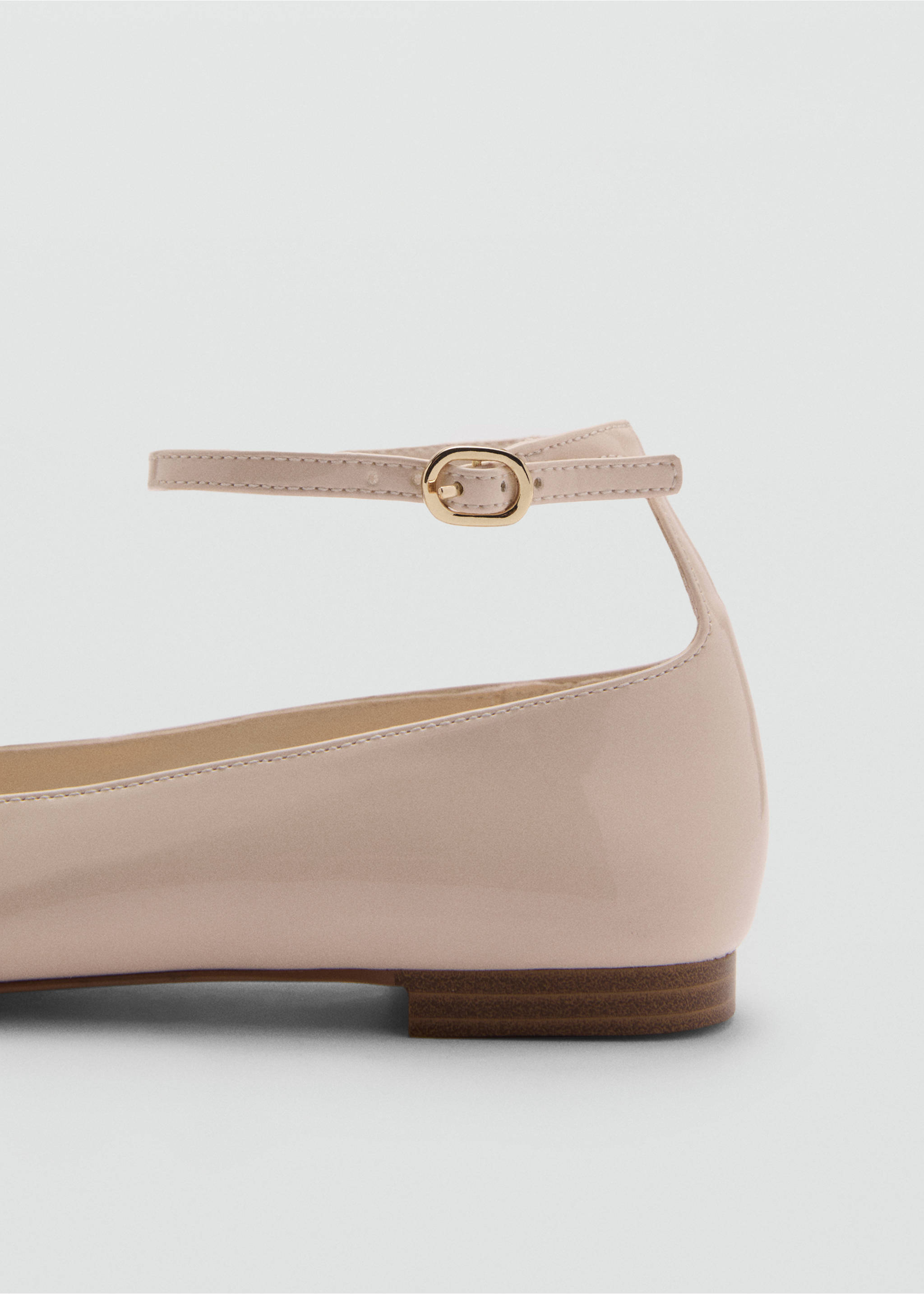 Patent leather-effect ballet flats - Details of the article 1, Beige. Ref: 77084026-00.