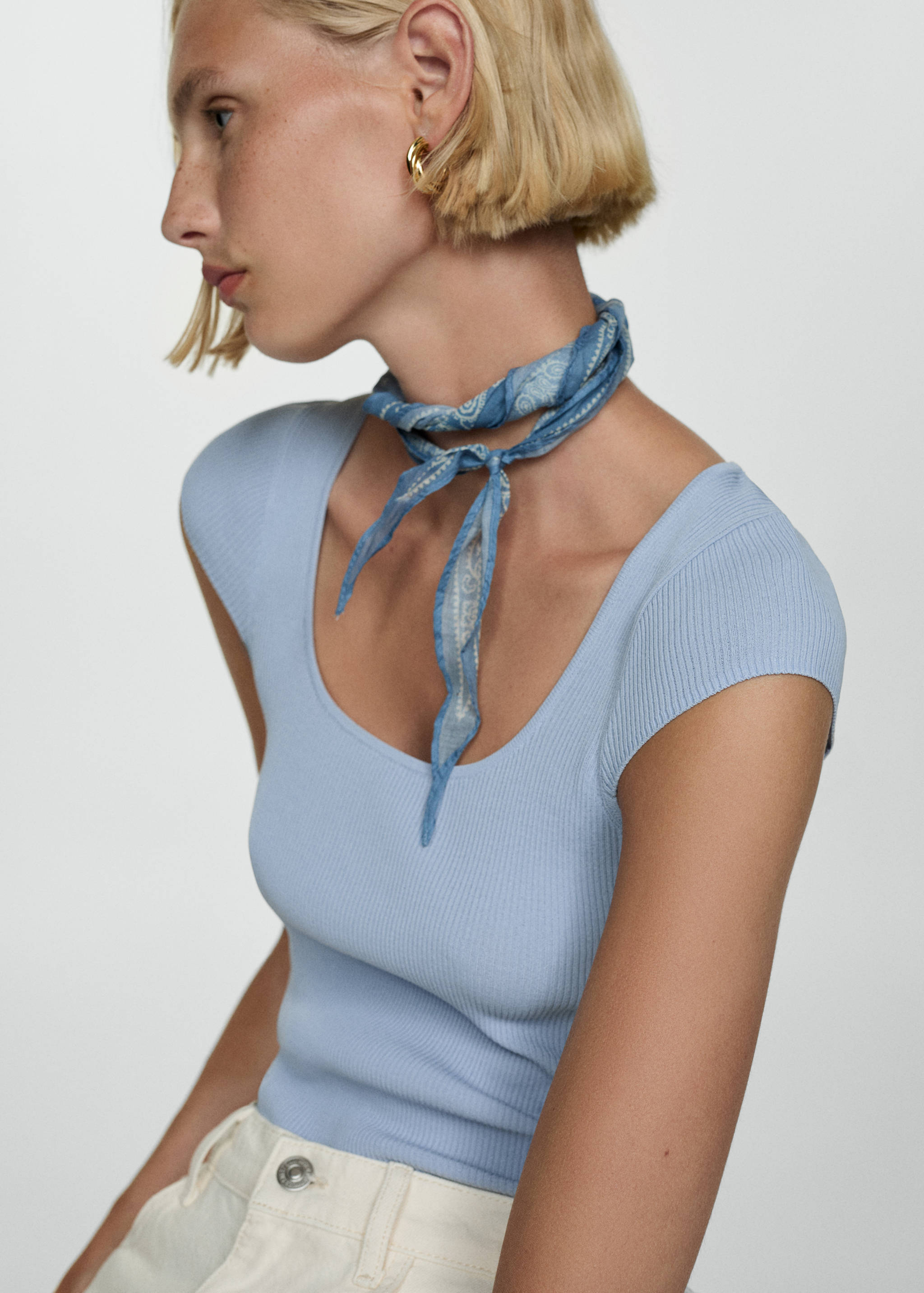 Fine ribbed knit top - Details of the article 1