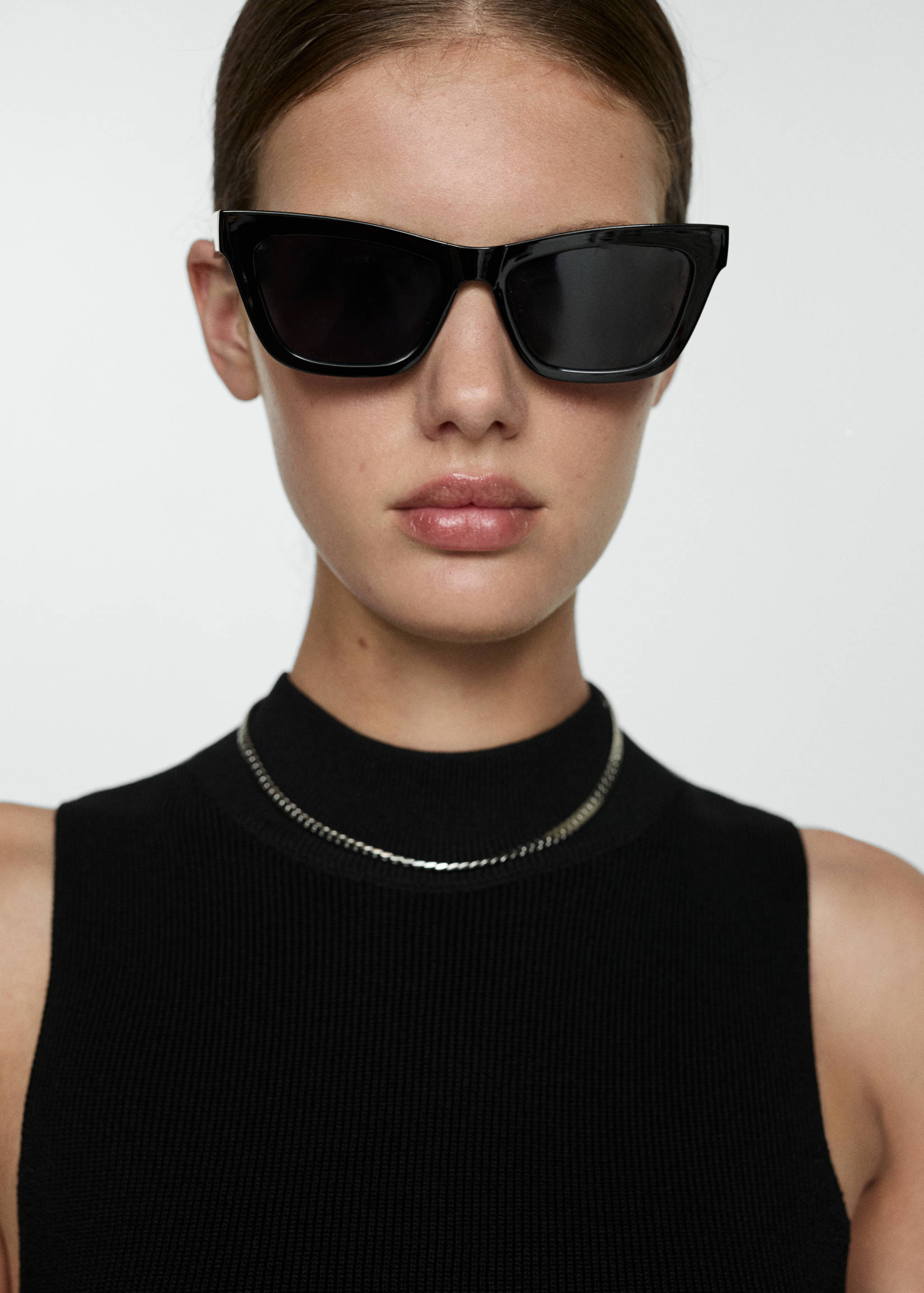 Strickkleid mit halbhohem Kragen - Detail des Artikels 1