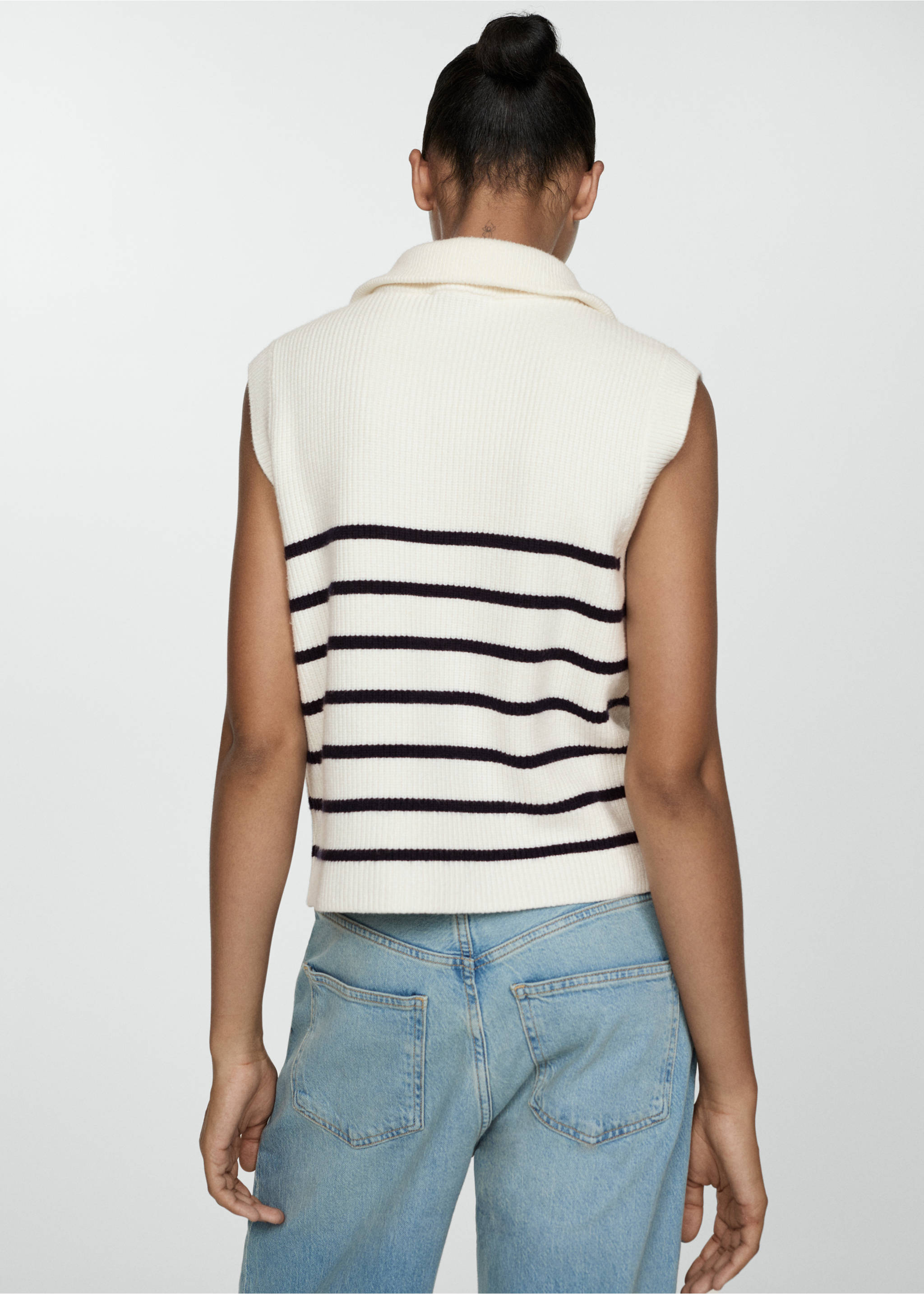 Knitted gilet with zip - Reverse of the article, Dark Navy. Ref: 77084033-00.