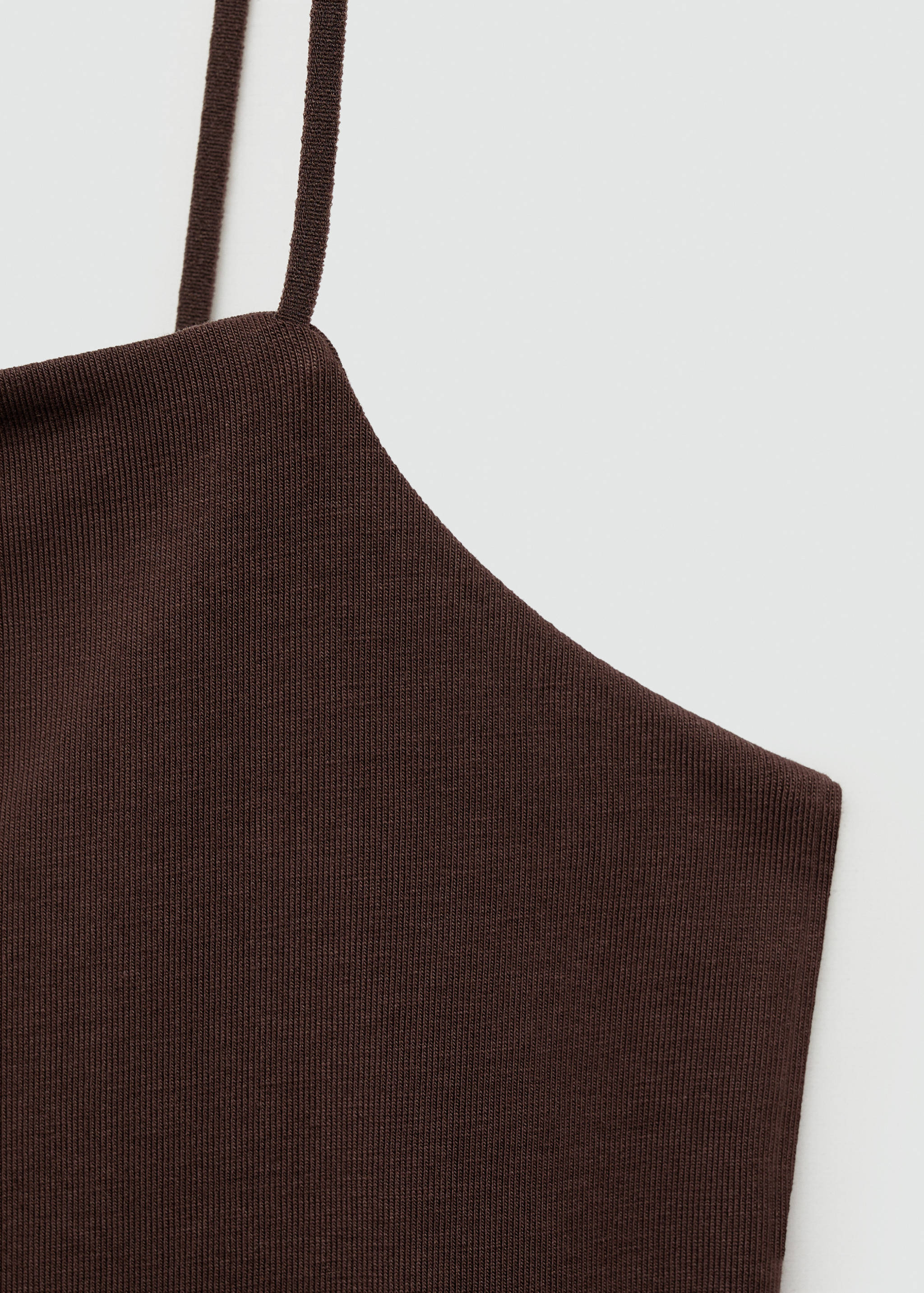 Top na ramiączkach z prostym dekoltem - Szczegóły artykułu 8