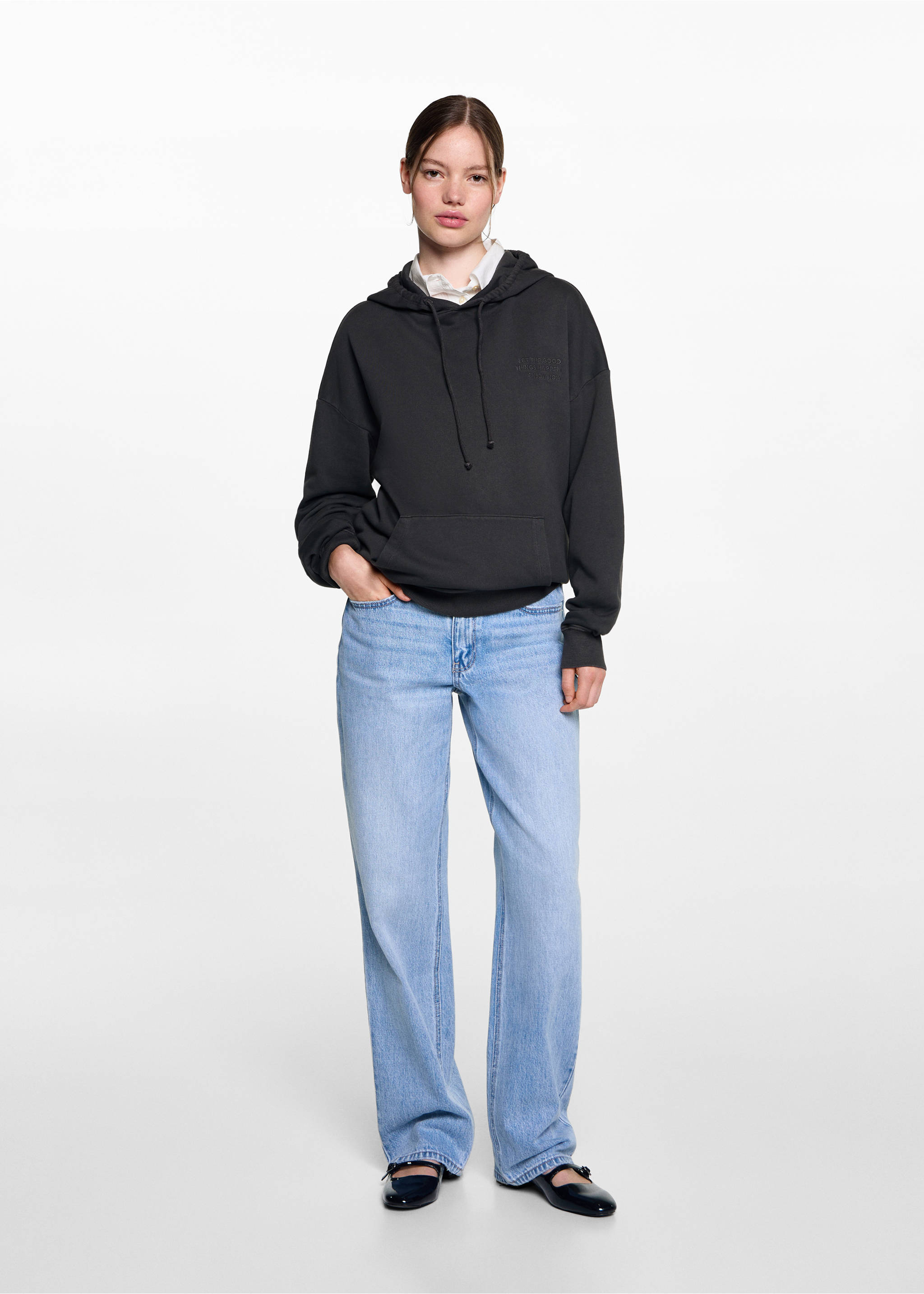 Dessuadora caputxa brodat - Pla general, Gris antracita. Ref: 77084041-00.