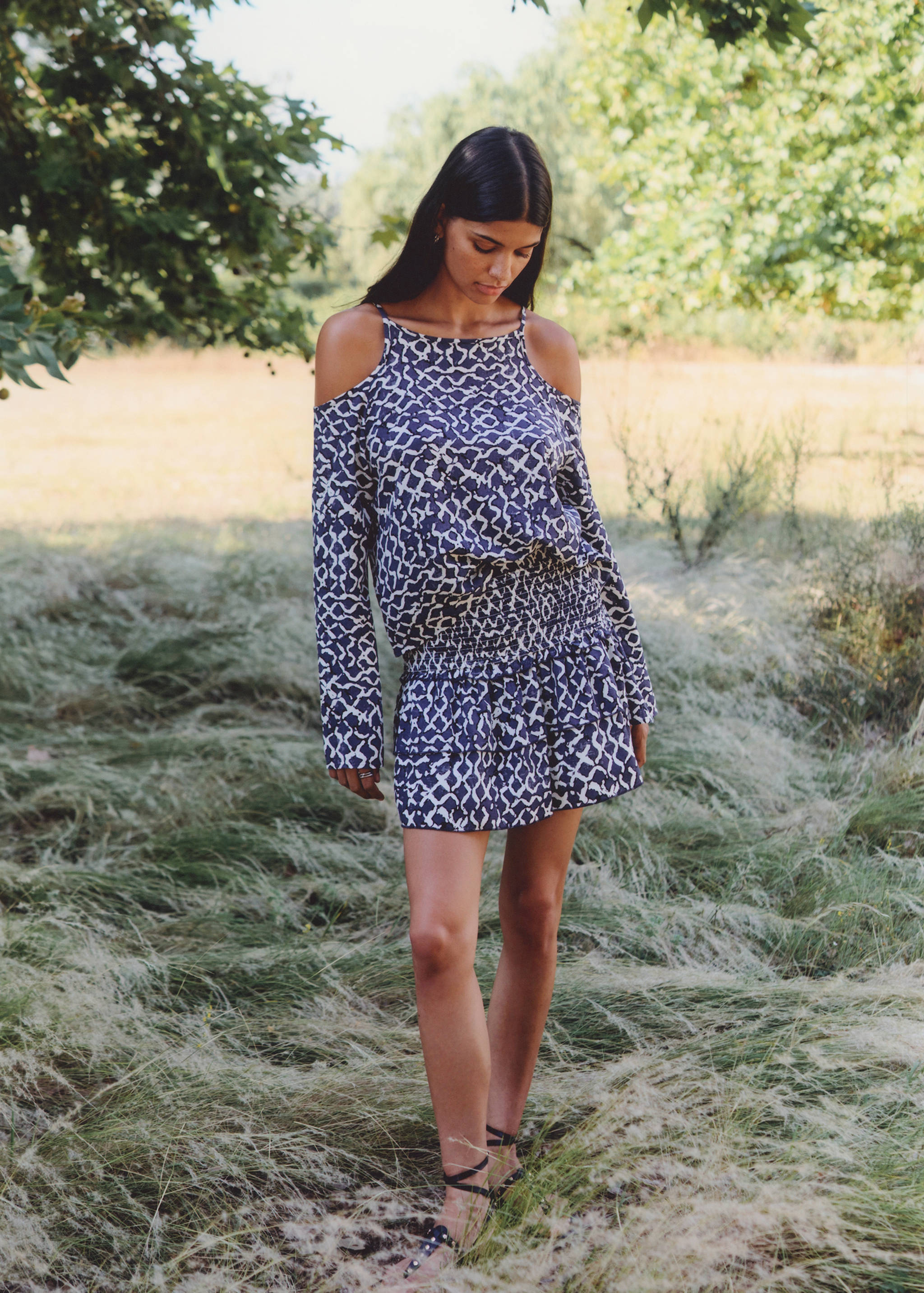 Gathered skirt with ruffles - Details of the article 5