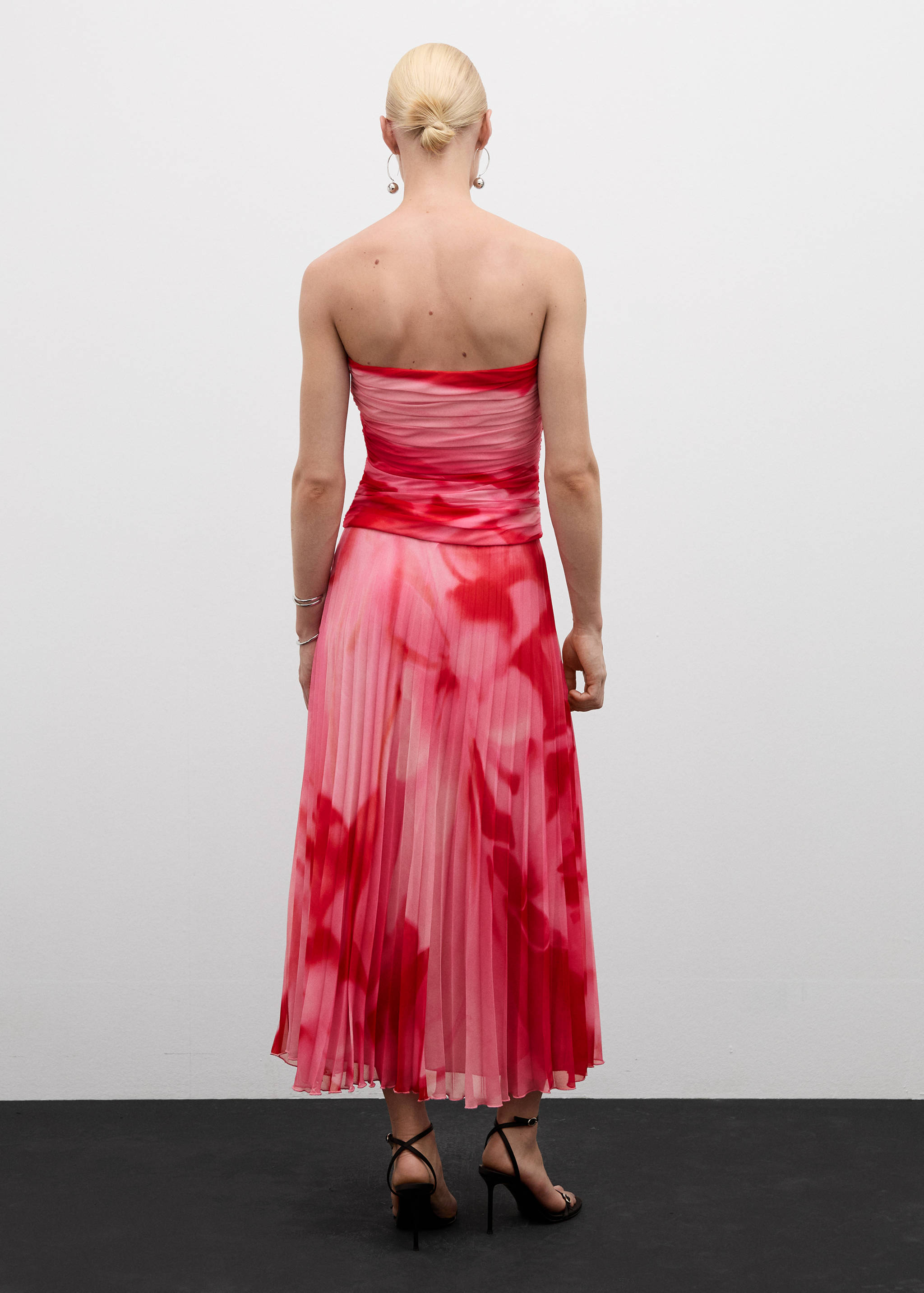 Saia plissada estampada - Verso do artigo