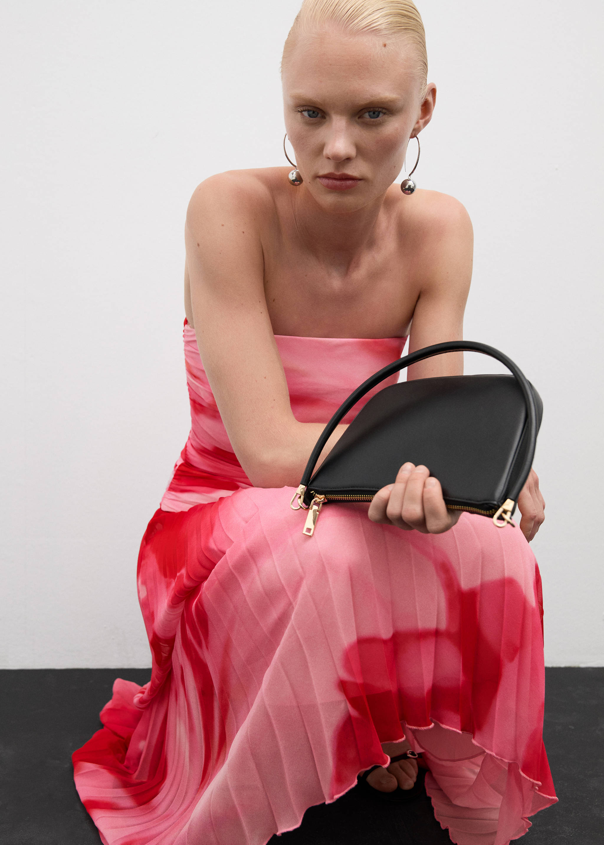 Saia plissada estampada - Pormenor do artigo 2