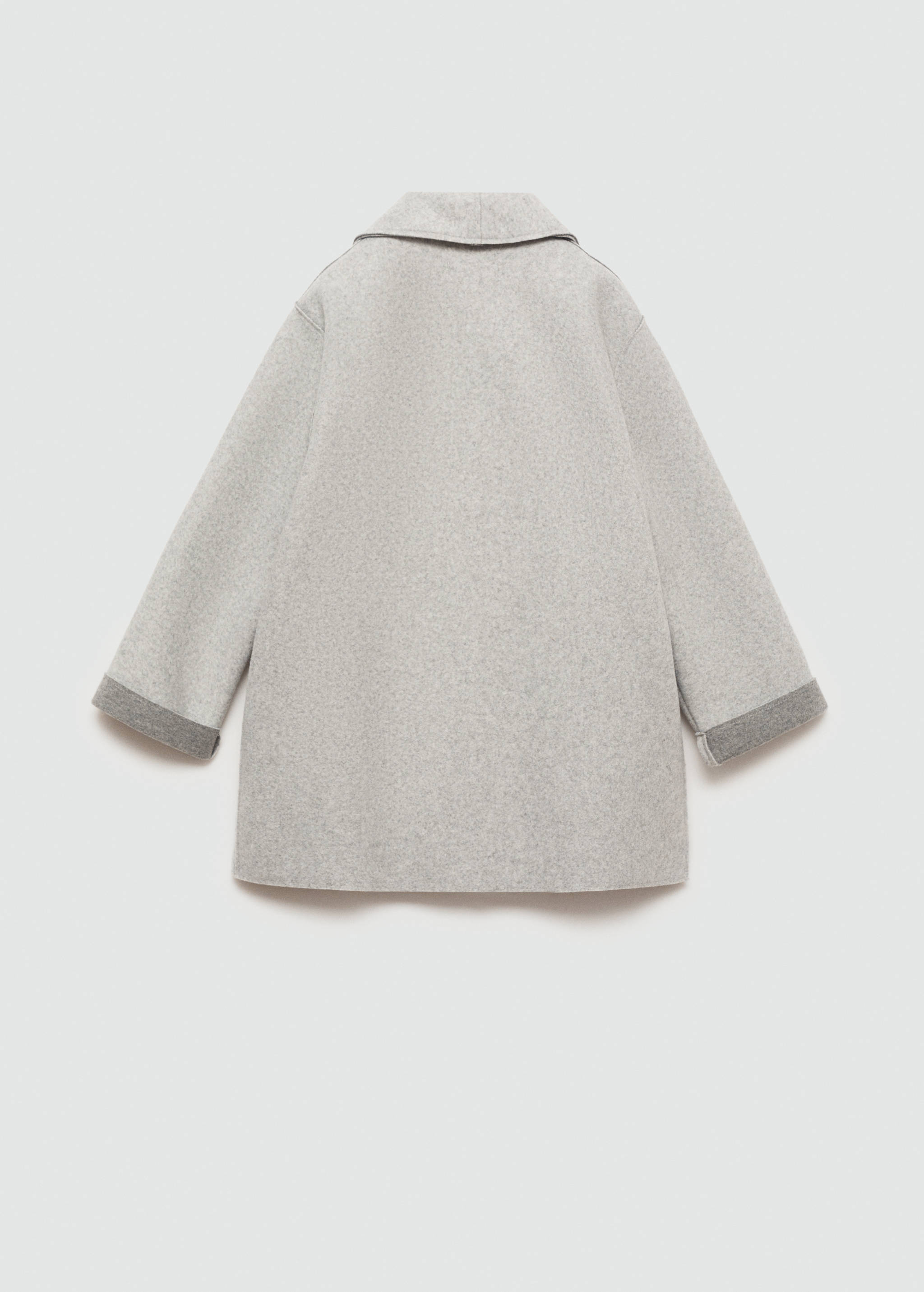 Cloth coat with pockets - Reverse of the article