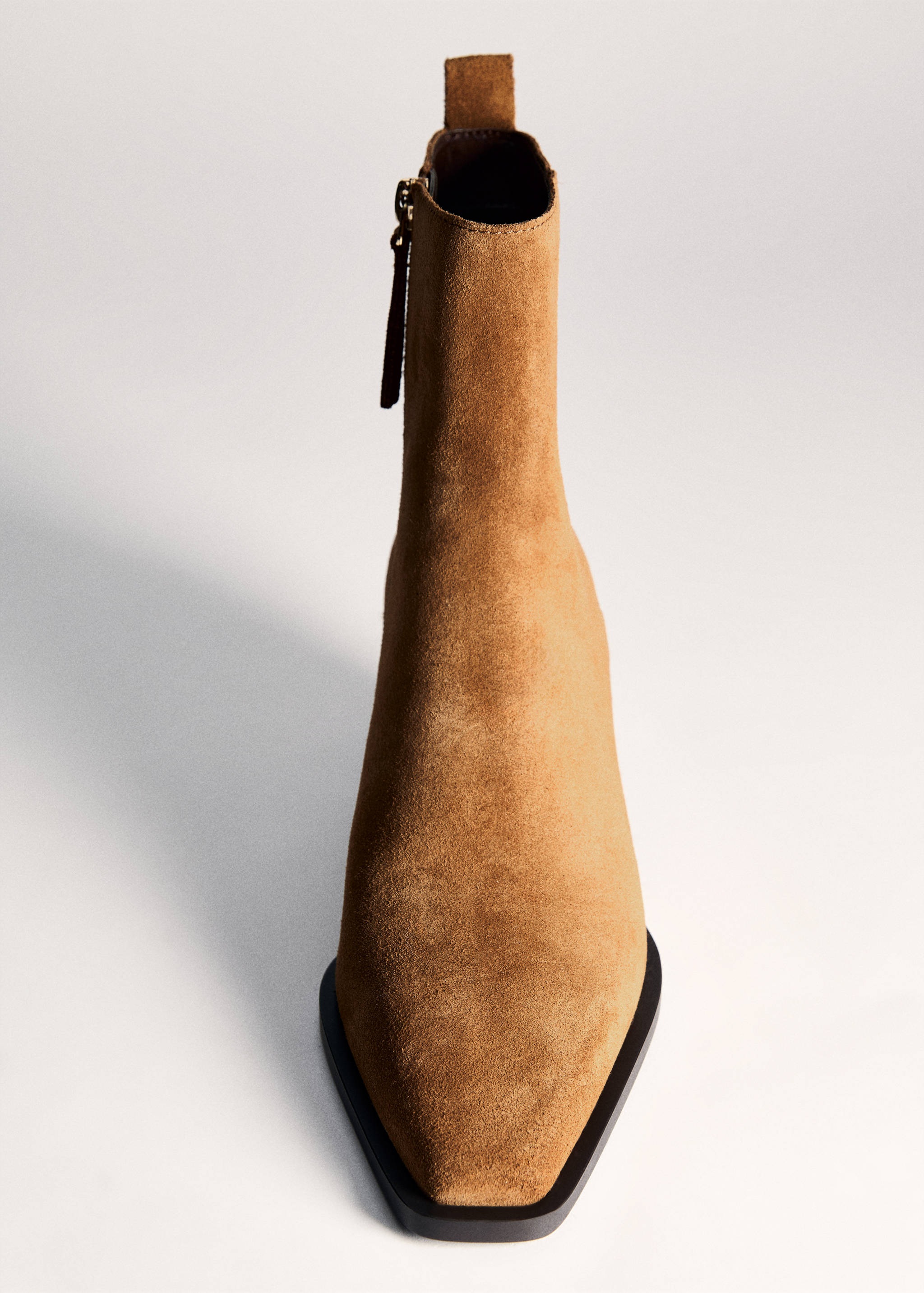 Heel suede ankle boot - Details of the article 5