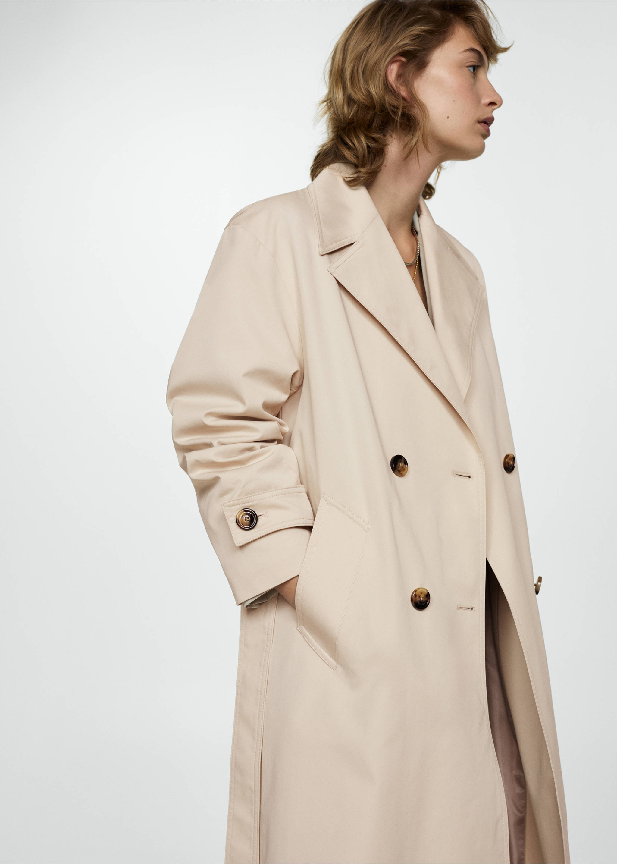 Trench long double boutonnage - Plan moyen, Beige. Ref: 77084762-00.