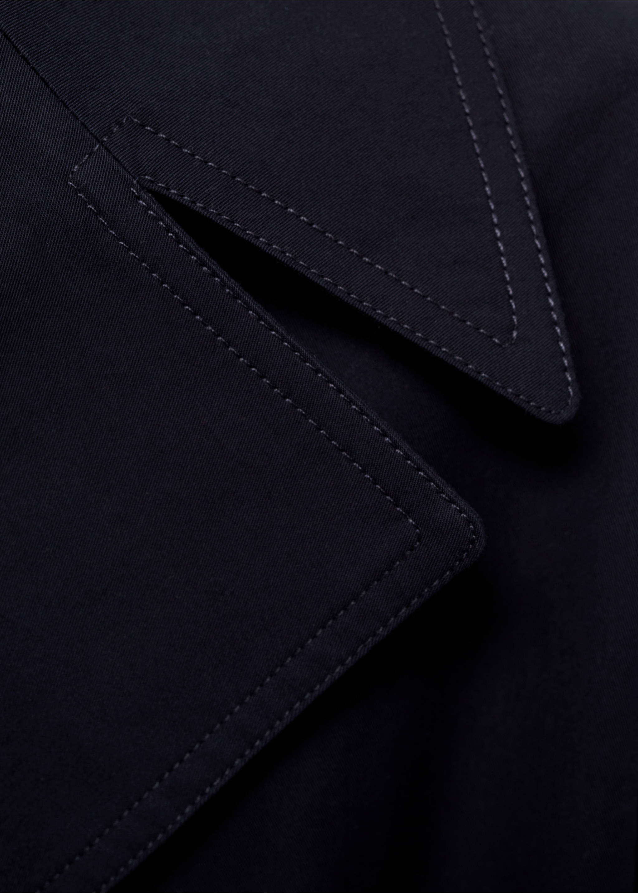 Long double-breasted trench coat - Details of the article 8, Black. Ref: 77084762-00.
